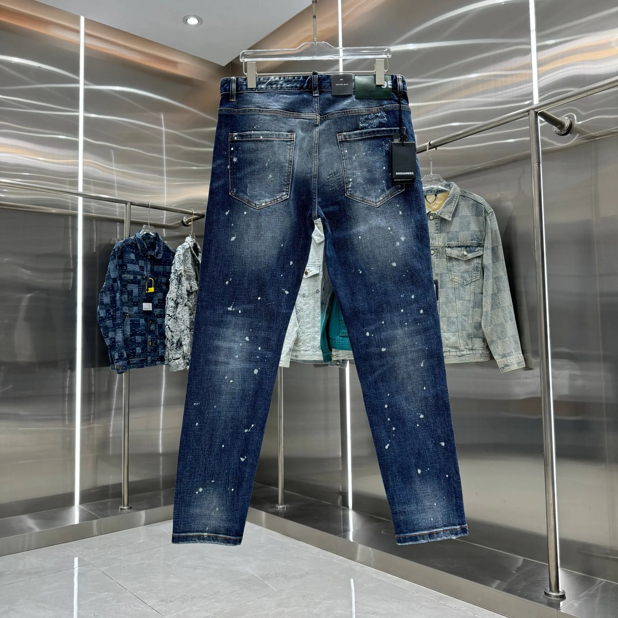 P300 DSQUARED2 graffiti hole washed craft street fashion slim fit stretch jeans color blue size 30 32 34 36 38 40