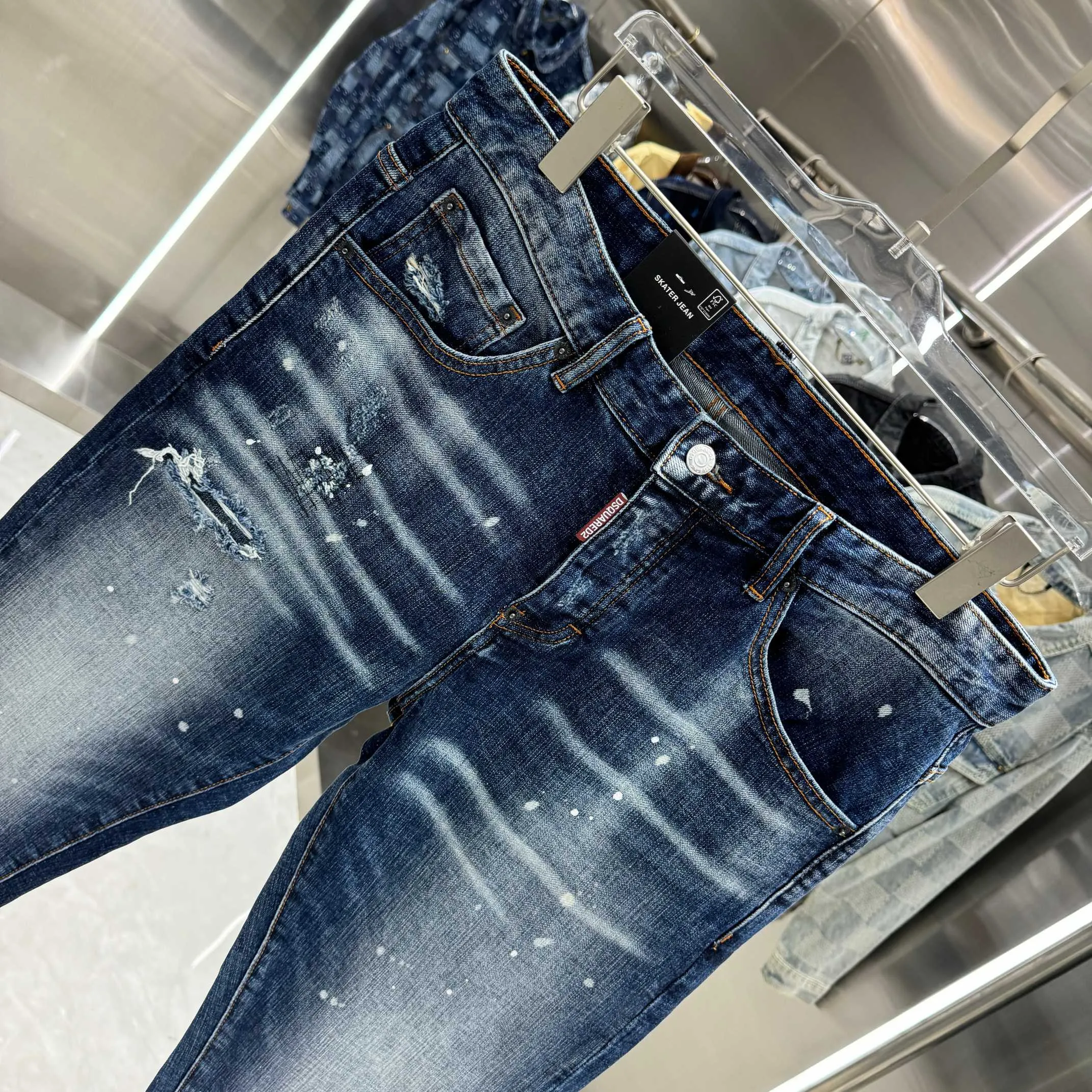 P300 DSQUARED2 graffiti hole washed craft street fashion slim fit stretch jeans color blue size 30 32 34 36 38 40