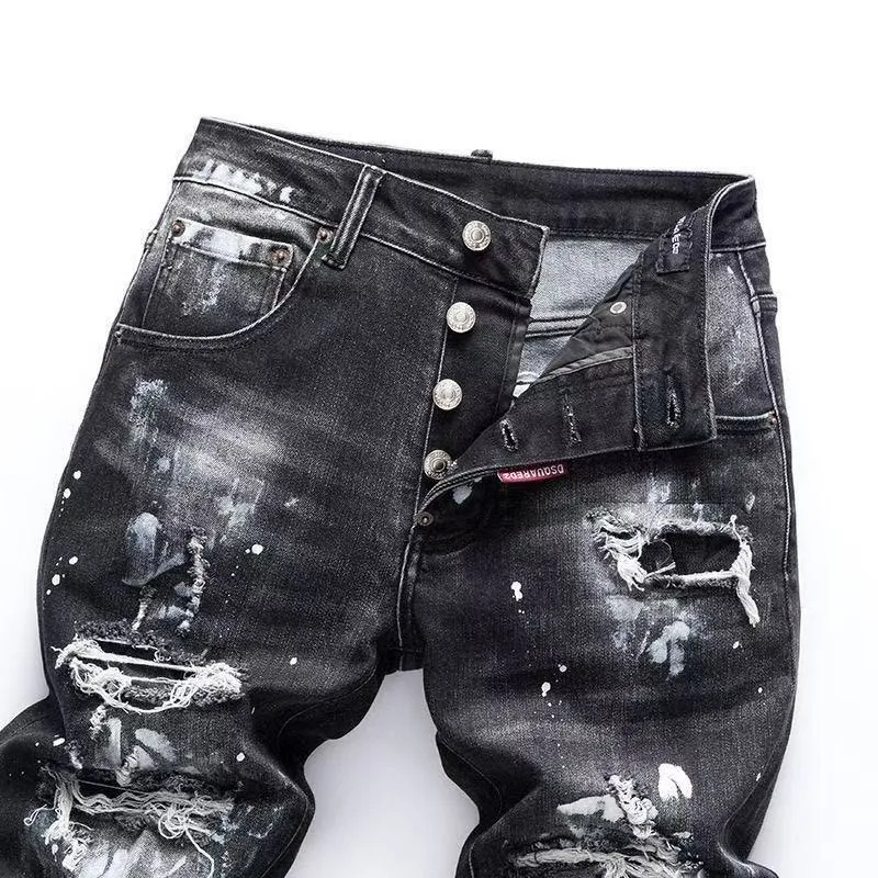 P186 💰 D2 new embroidered men's ripped trendy jeans, elastic personalized patches, slim fit, beggar's pants with small feet, top-quality materials, super soft high cotton washed denim fabric, each piece of washed denim fabric costs up to three times more than the conventional process. The touch is extremely delicate and the texture is very good. The whole body is simple and elegant. The back pocket of the trousers uses high-end direct injection technology. It is extremely exquisite. Full marks for details. Color: Picture color Size: 30-22-34-36 (corresponding to M-L-XL-XXL)