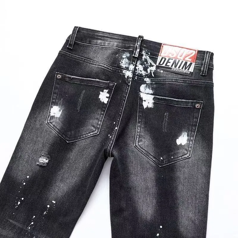 P186 💰 D2 new embroidered men's ripped trendy jeans, elastic personalized patches, slim fit, beggar's pants with small feet, top-quality materials, super soft high cotton washed denim fabric, each piece of washed denim fabric costs up to three times more than the conventional process. The touch is extremely delicate and the texture is very good. The whole body is simple and elegant. The back pocket of the trousers uses high-end direct injection technology. It is extremely exquisite. Full marks for details. Color: Picture color Size: 30-22-34-36 (corresponding to M-L-XL-XXL)