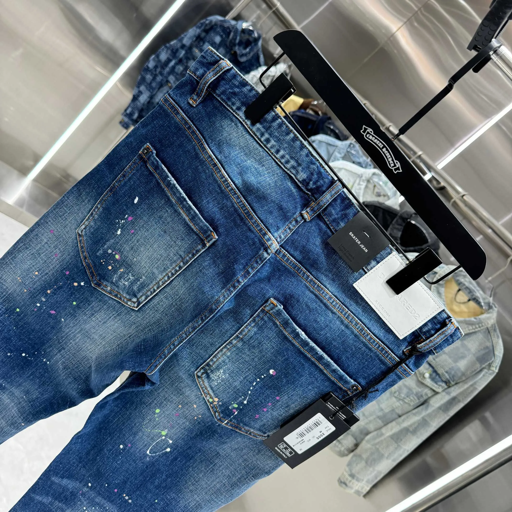 P300 DSQUARED2 Graffiti washed craft street fashion slim fit stretch jeans Color Blue Size 30 32 34 36 38 40