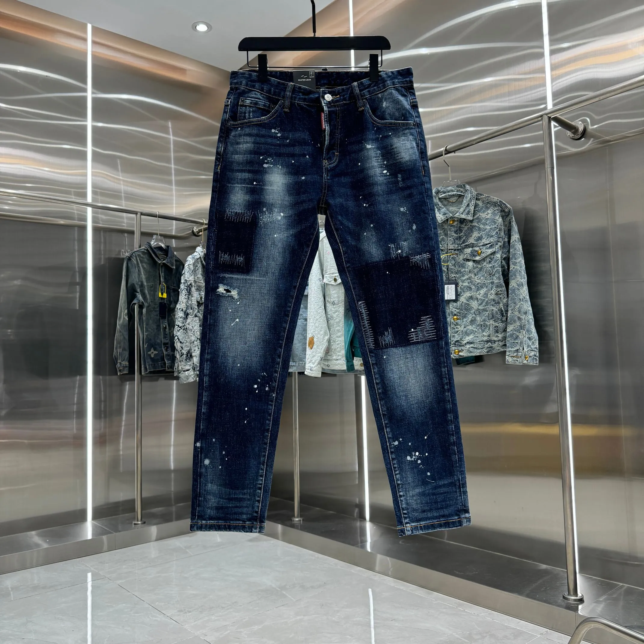P300 DSQUARED2 graffiti hole washed craft street fashion slim fit stretch jeans color blue size 30 32 34 36 38 40
