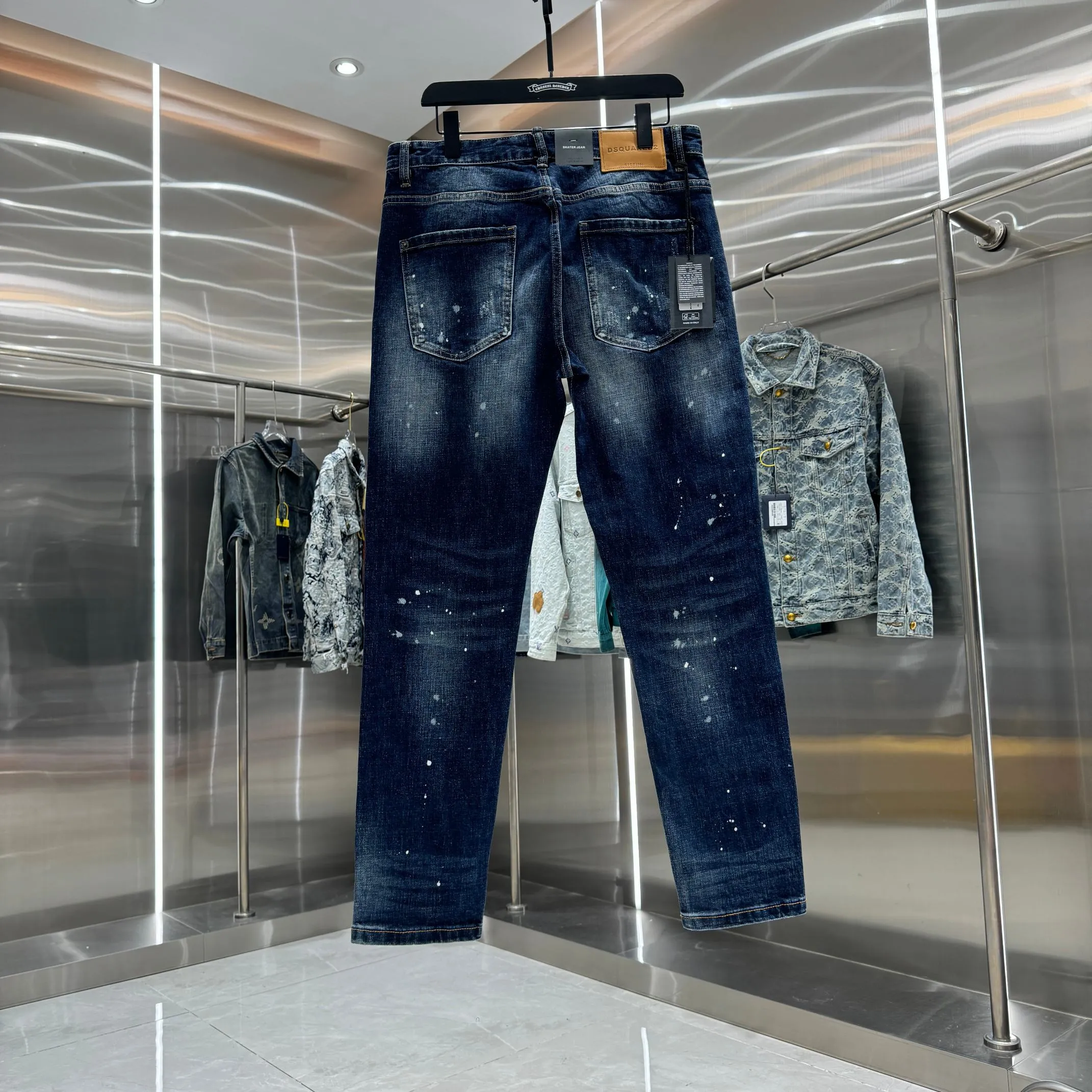 P300 DSQUARED2 graffiti hole washed craft street fashion slim fit stretch jeans color blue size 30 32 34 36 38 40