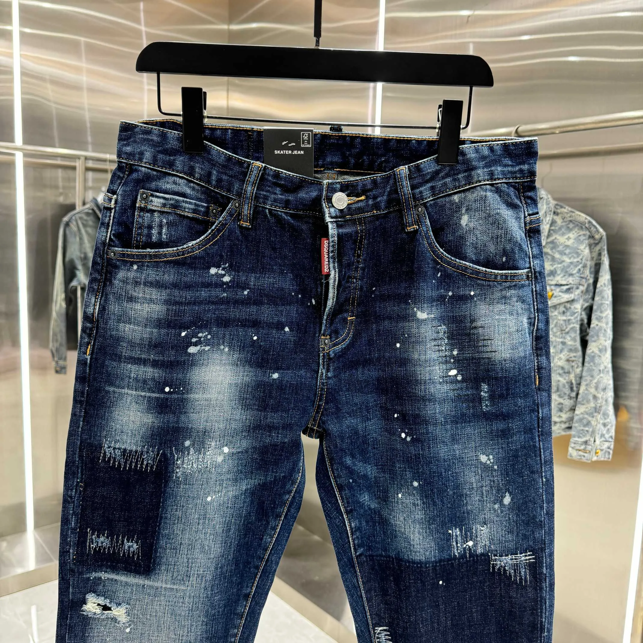 P300 DSQUARED2 graffiti hole washed craft street fashion slim fit stretch jeans color blue size 30 32 34 36 38 40