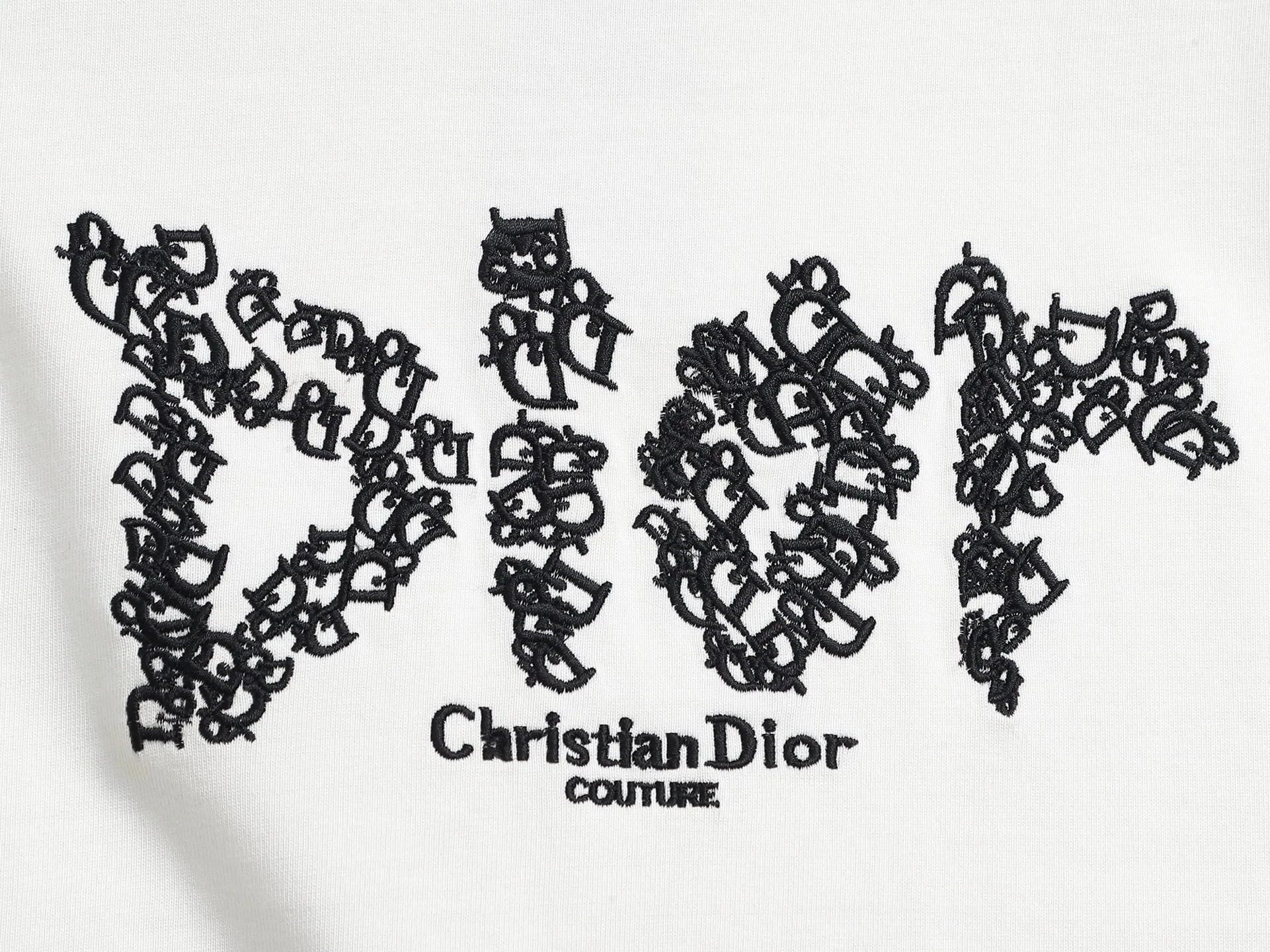 🅿️170 DIOR Dior 2025 SS spring and summer new short-sleeved T-shirt with letter embroidery design, made of 240g double-ply double yarn cotton fabric. The fabric has been washed and treated to make it more comfortable to the touch. Complete with three labels. Color: White Black Size: XS-L