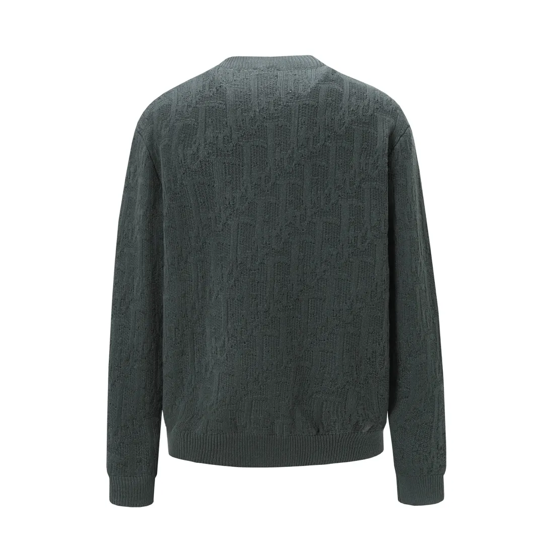 🅿️450 (1:1 original order quality) DIOR Dior 2025 new gray wool jacquard fabric sweater. Originally purchased for 14,800, this sweater highlights Dior’s classic oblique print. Crafted from gray cotton-blend jacquard in an oversized fit, it features ribbed details at the collar, cuffs and hem. Decorated with tone-on-tone prints throughout, exquisite details enhance the look. Exclusively produced. Sizes: S-L