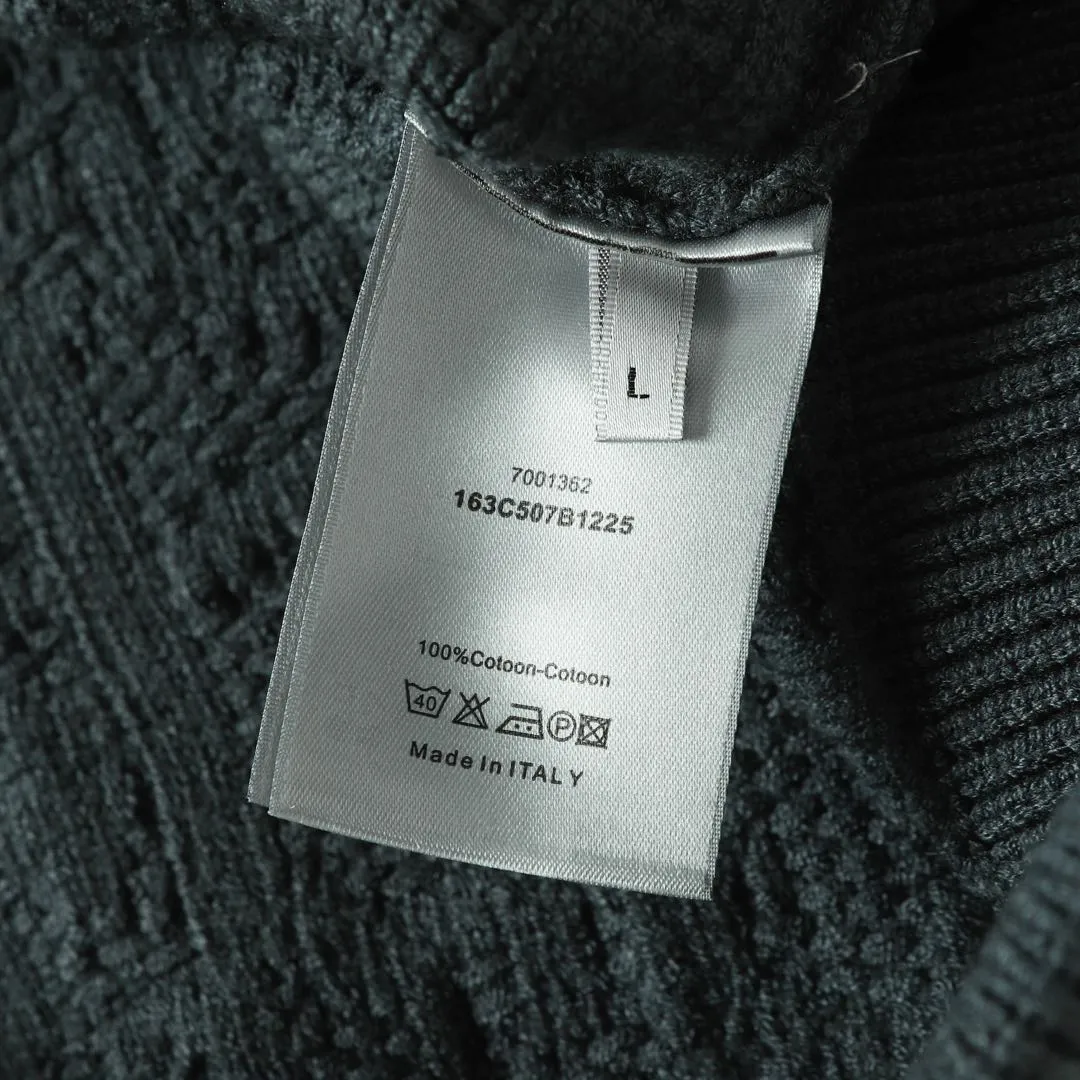 🅿️450 (1:1 original order quality) DIOR Dior 2025 new gray wool jacquard fabric sweater. Originally purchased for 14,800, this sweater highlights Dior’s classic oblique print. Crafted from gray cotton-blend jacquard in an oversized fit, it features ribbed details at the collar, cuffs and hem. Decorated with tone-on-tone prints throughout, exquisite details enhance the look. Exclusively produced. Sizes: S-L