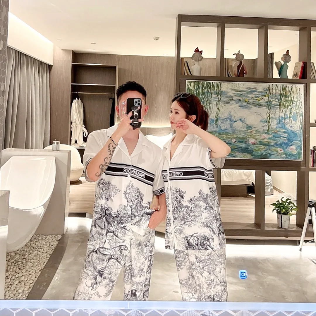 🅿️360 2024 DIOR Dior home wear, high-definition Korean silk fabric, skin-friendly, soft and comfortable, couple size M, XXL, XXXL