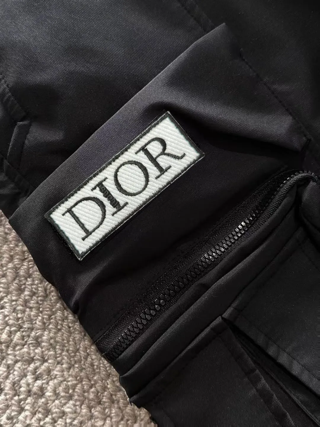 🅿️360 next day shipping DIOR Dior Heavy Industry Design Functional Workwear 2025 Men's Summer Multi-Pocket Paratrooper Pants Loose Sports Five-Fifth Pants Trendy Brand Medium Pants Size M-3XL