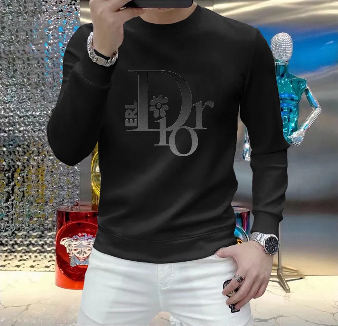 🅿️220 brand [DIOR Dior] (good news for fat people) 2025ss autumn latest long-sleeved round-neck sweatshirt, on sale simultaneously on the official website. Refreshing and breathable. Made of top Tencel Roman. Comfortable and soft. 3D three-dimensional clarity. Super fashion sense. Great for gifting and keeping for yourself. Size: M-5XL (can wear up to 220 pounds)