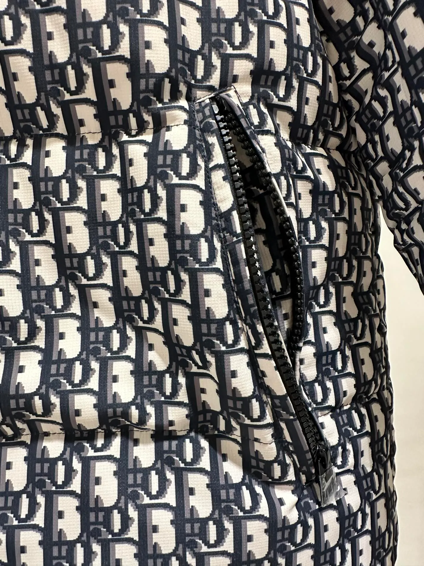 🅿️980 Packing Down jacket front hanging real shot # Di*r/Dior classic houndstooth all over print reversible down jacket/down vest