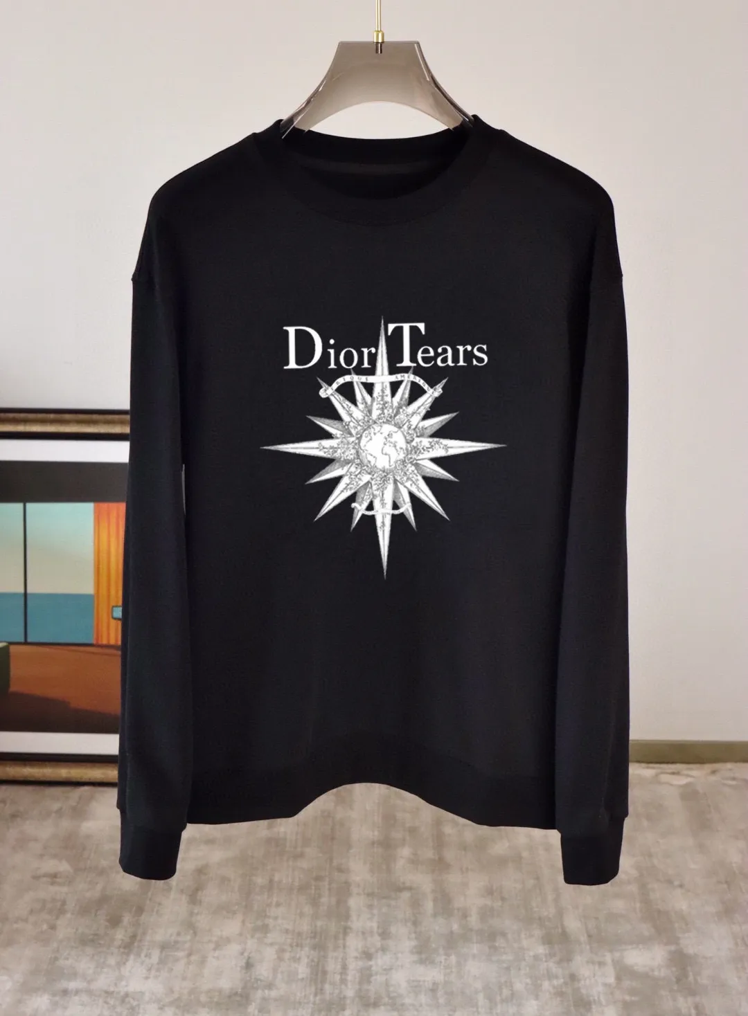 🅿️380 [DIOR Dior] (Fat Man’s Gospel) hot-selling suit is coming. Focus on the original version of the official website. 2025 new hot-selling sweatshirt suit. The original order is the best product. 🇭🇰The meticulous work of top designers is dedicated to a fitting and perfect upper body effect. All-natural high-quality Roman cotton 100%, close-fitting comfort, noble and elegant! Original hardware embodies elegance and nobility! Counter size: M-5XL (maximum wear up to 220 pounds)