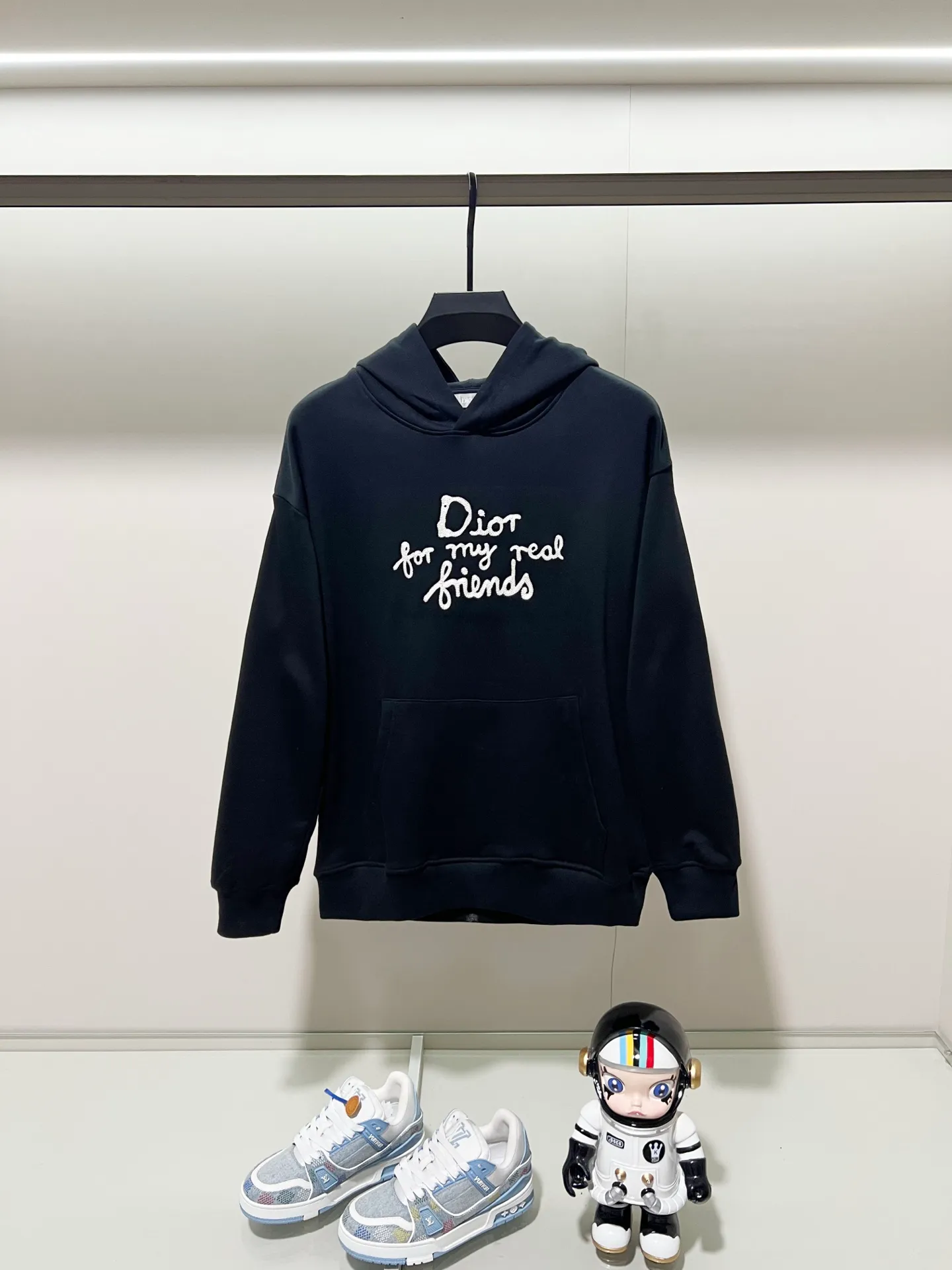 🅿️290 DIOR/Dior 420g pure cotton fabric hooded sweatshirt, classic rope embroidery signature on the chest ✍️letter LOGO logo technology, official synchronization, high version, high quality, fashionable personality, versatile trend, pure original quality, original fabric, tag, collar label, washed wheat, three standards complete, color: black, apricot, blue. Size: XS-L