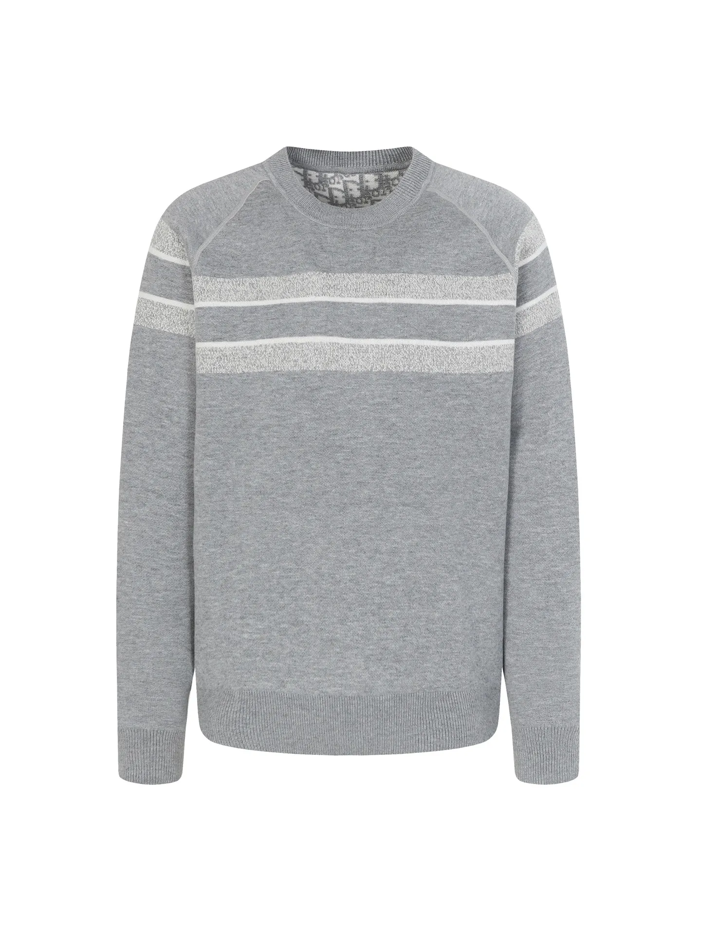🅿️520 DIOR/Dior 25FW presbyopic reversible cashmere crew neck sweater. The fabric is made of top-quality cashmere yarn. The new autumn and winter Oblique jacquard knitted cashmere sweater adopts a reversible design and is made of high-quality cashmere material. After fine weaving process, it presents a soft and comfortable touch and excellent thermal insulation performance. The iconic Oblique jacquard pattern is perfectly presented through precision knitting technology. It can be worn on both sides, showing different style charms. The round neck design is simple and elegant, suitable for various matching occasions. Exquisite knitting technology ensures that the clothes are not easily deformed and remain crisp and long-lasting. The double-sided design concept reflects DIOR's perfect balance of practicality and fashion. Each sweater undergoes strict quality inspection to ensure that the quality meets the brand's consistently high standards. This knitted item combines warmth and style, making it an exquisite addition to your autumn and winter wardrobe. Size:S/M/L