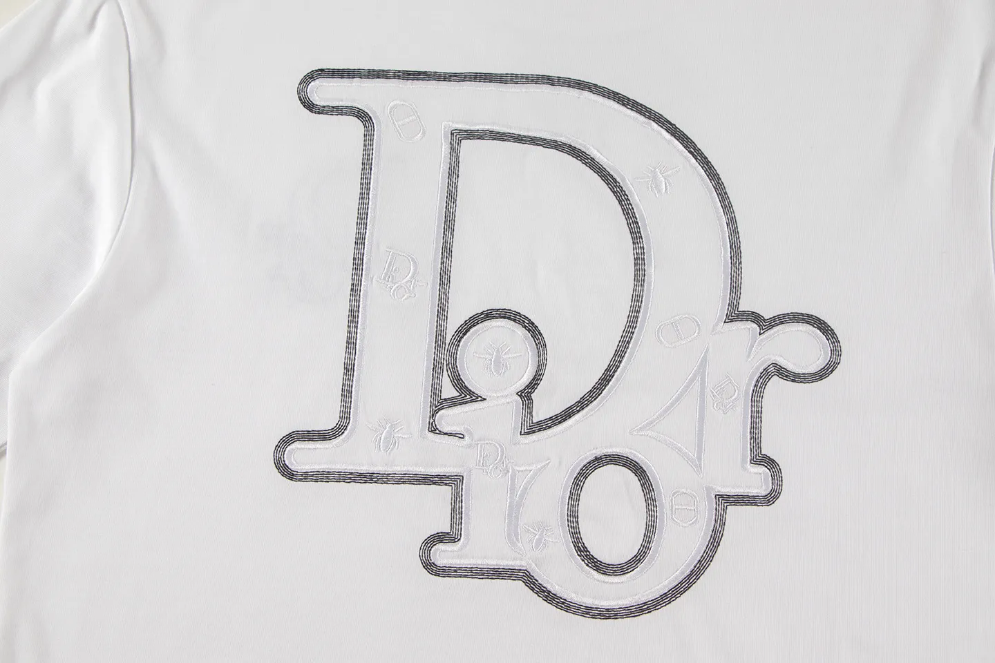 🅿️160 Dior*2026 latest short-sleeved material: high version 300g double yarn combed cotton Size: S M L XL Color: black white Style number: W3655