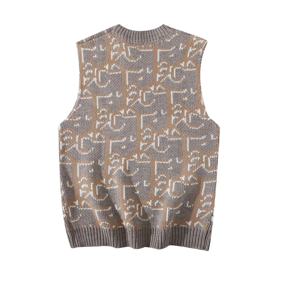 🅿️260 CD jacquard cardigan sweater ⚠️Original purchase price 12560💰, the wool is knitted by a 7-needle imported machine, and the yarn is dyed with wool content. The pattern is restored after 3 times of pattern making. The original developed custom yarn. Customized accessories. The whole body is decorated with DIOR AND CACTUS JACK Oblique printing. Ribbed round neck, cuffs and hem. Size XS S M L