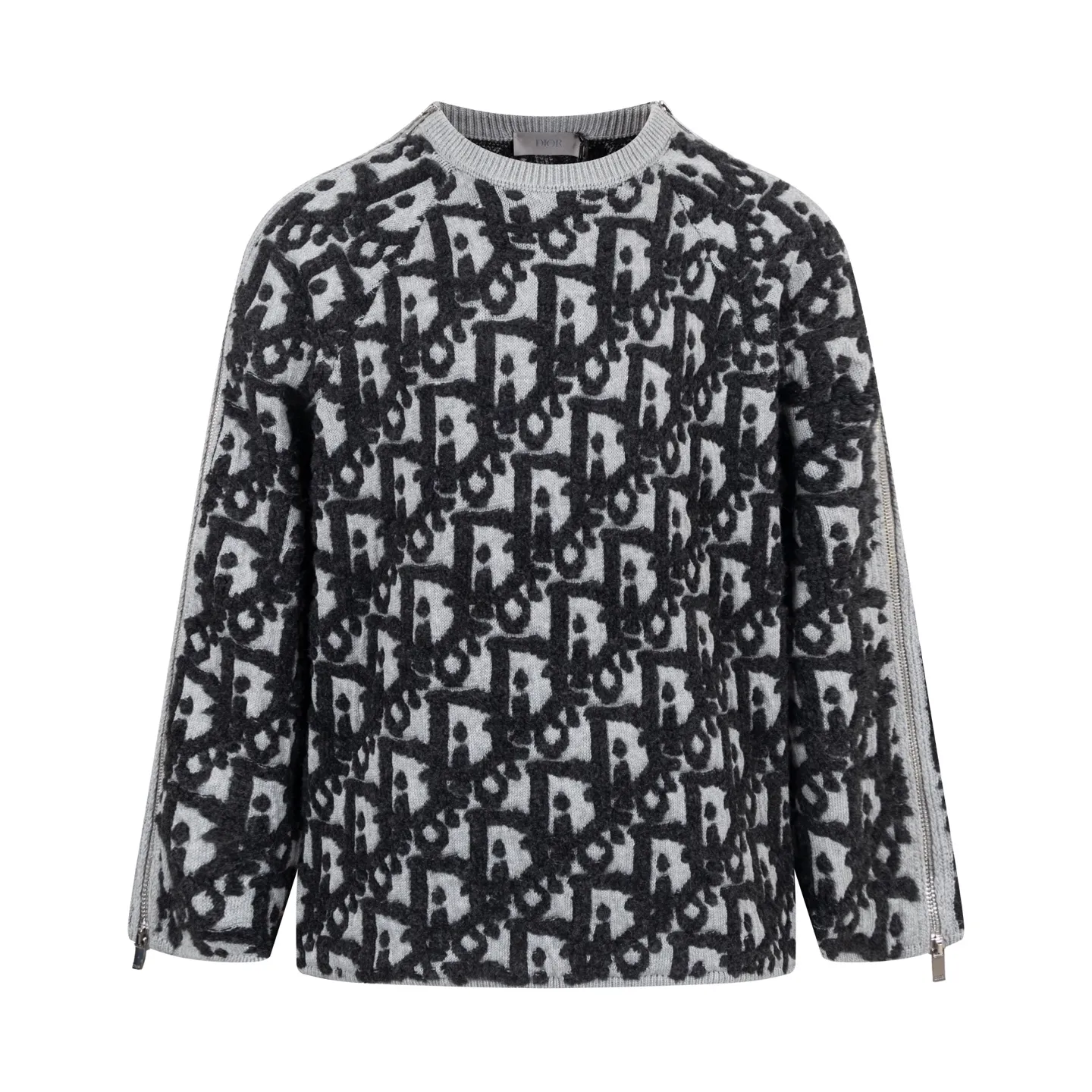 🅿️570 [Exclusive supply] CD 25FW terry embroidered jacquard crew neck sweater (grey). The original purchase is 20,000. The fabric is carefully made of white sheep wool blended jacquard fabric. The whole body decoration is developed with raised classic color matching Oblique printing pattern to enhance the style. Zippered sleeves add style, while a ribbed crew neck adds contrasting texture. It takes 400 minutes to weave the entire piece of clothing using an imported machine. The hole-explosion rate is extremely high and the cost is expensive. It only takes five dyeings to complete the yarn, and the yarn color loss is as high as 15%. The surface printing is the same three-dimensional as the original and needs to be completed with an imported machine. The sleeves are decorated with zipper openings and custom-made hardware zippers, and the side zippers are hand-sewn at a high cost. A sleek, modern reinterpretation of a classic logo. Size:S/M/L/XL