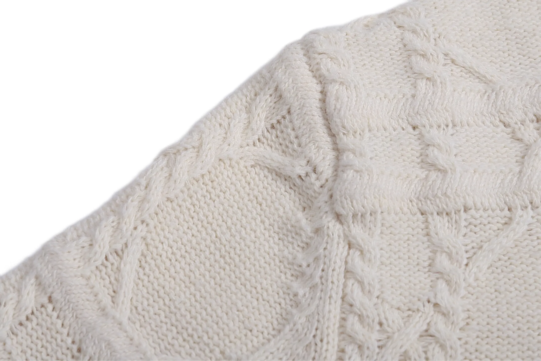 🅿️450 [Exclusive supply] CD cannage pattern cashmere crew neck sweater (apricot color) Original purchase and development of 22,000, the fabric is made of 16-count cashmere blend, imported German (Stohl) 5 knitting machine, wool jacquard, wool enzyme washing, customized 1:1 trademark, hand washing is recommended (this product is woven from wool and is not easy to machine wash) Size: S-M-L-XL