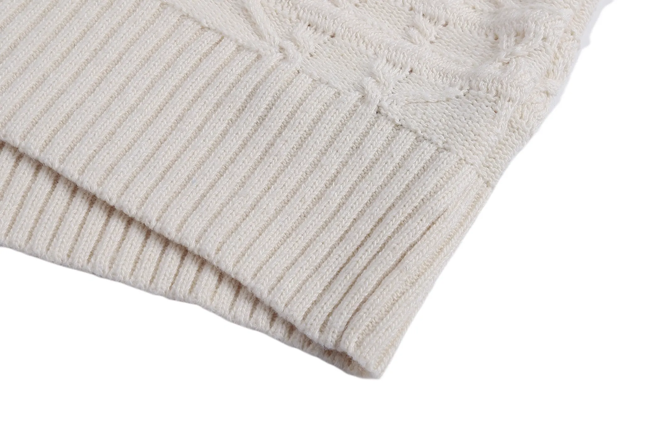 🅿️450 [Exclusive supply] CD cannage pattern cashmere crew neck sweater (apricot color) Original purchase and development of 22,000, the fabric is made of 16-count cashmere blend, imported German (Stohl) 5 knitting machine, wool jacquard, wool enzyme washing, customized 1:1 trademark, hand washing is recommended (this product is woven from wool and is not easy to machine wash) Size: S-M-L-XL