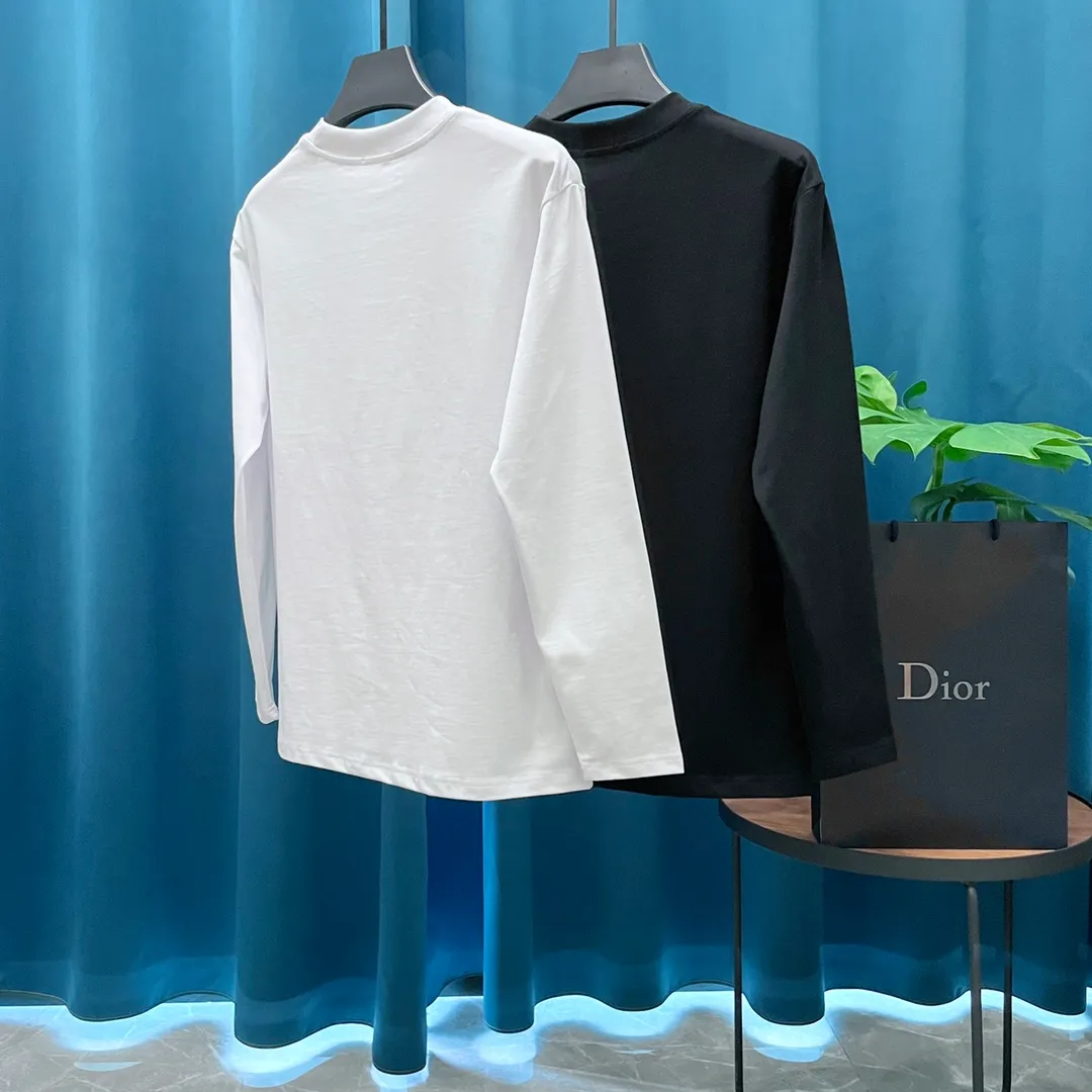 🅿️230 (heavy high version) Dior➡️Dior embroidered 🪡logo long-sleeved T-shirt, high weight, impeccable details, highly classy and luxurious, casual and loose-shouldered cut. Size：S-XL