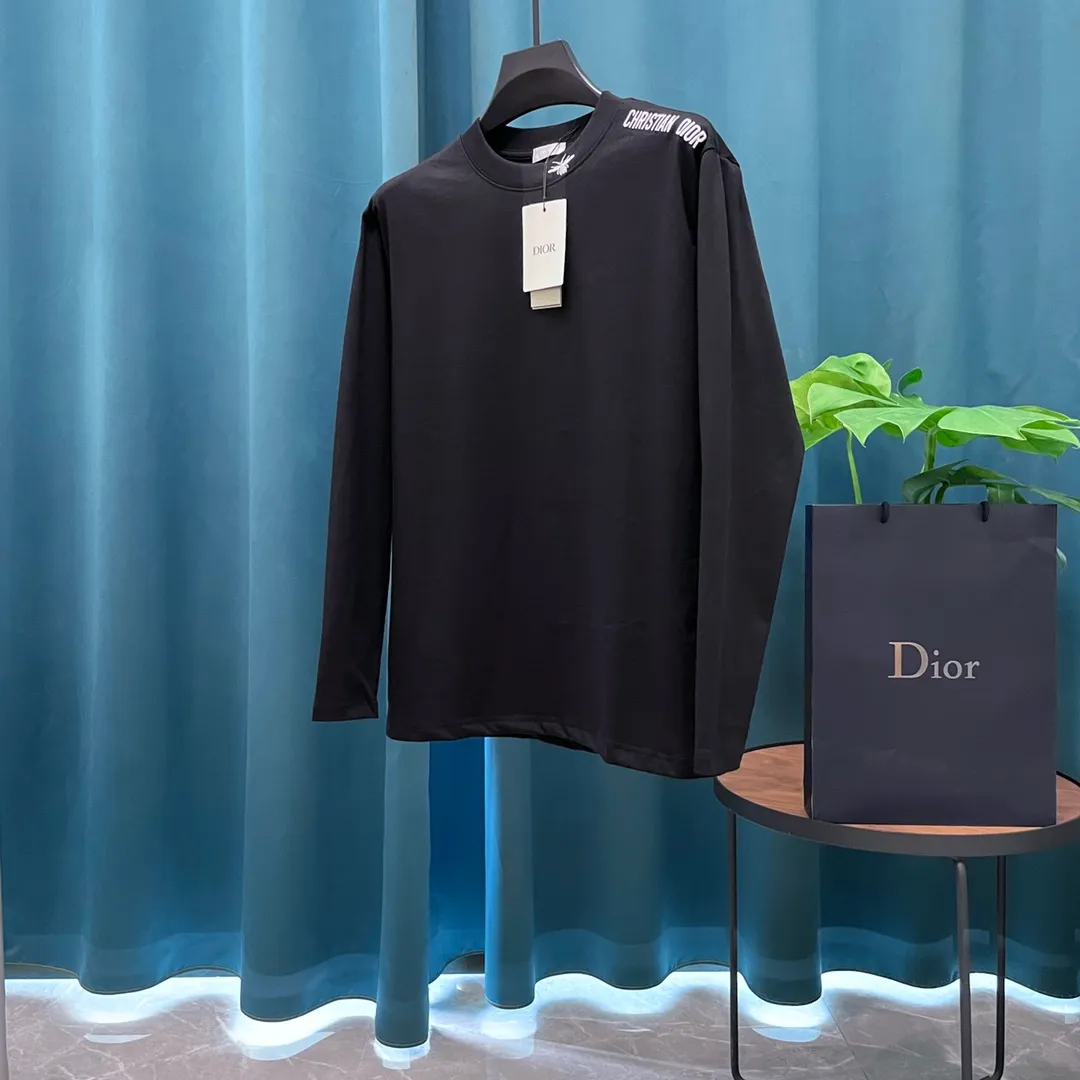 🅿️230 (heavy high version) Dior➡️Dior embroidered 🪡logo long-sleeved T-shirt, high weight, impeccable details, highly classy and luxurious, casual and loose-shouldered cut. Size：S-XL