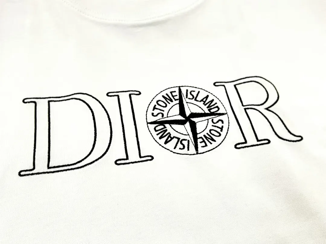 🅿️170 Dior Dior 2025 new model co-branded Stone Island limited series High-density embroidered letter logo Unisex short-sleeved T-shirt · Customized 280g 100% double yarn pure cotton fabric · Custom dyed 32 double-strand threads · Imported Tajima machine embroidery technology · Complete collar label and hangtag main mark and three labels Color: White Size: XS S M L