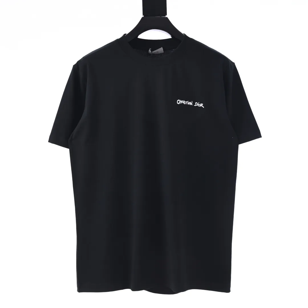 🅿️330 (higher version) DIOR CD cursive embroidered letter short-sleeved T-shirt. The original version is 7400, purchased from Taikoo Hui. The original version is customized with 270g cotton fabric, haze blue, apricot dyeing, and the thread dyeing is the same as the original version. The imported machine embroidery process makes the letter logo show a delicate and exquisite effect, enhancing the decorative effect. Use an embroidery machine to embroider the designed letter logo onto the patch. Color: black, haze blue, apricot, white, floral gray Size: S-L