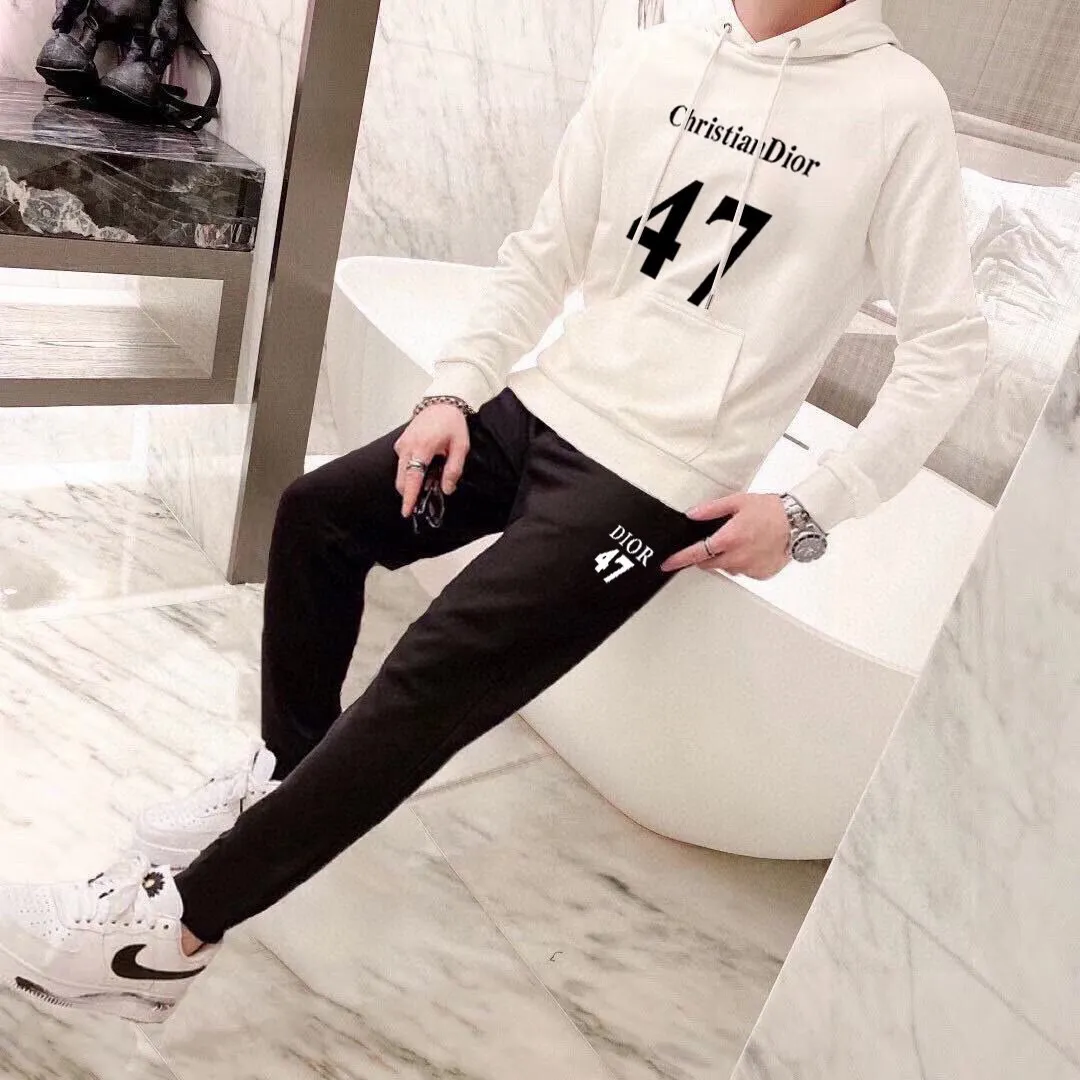 🅿️400 direct batch [DIOR Dior] (Fat Man Gospel) popular suit is coming. Focus on the original version of the official website. 2025 new popular cardigan sweater suit. The original order is the best. 🇭🇰The meticulous work of top designers. Just for a fitting and perfect upper body effect. 100% natural high-quality Roman cotton, close-fitting comfort, noble and elegant! Original hardware embodies elegance and nobility! Counter size: M-5XL (maximum wear up to 220 pounds)