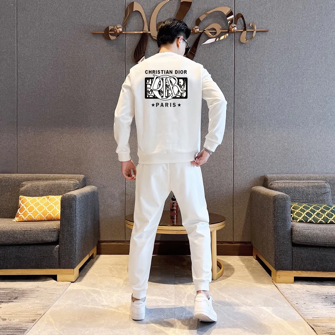 🅿️380 [DIOR Dior] (Fat Man’s Gospel) hot-selling suit is coming. Focus on the original version of the official website. 2025 new hot-selling sweatshirt suit. The original order is the best product. 🇭🇰The meticulous work of top designers is dedicated to a fitting and perfect upper body effect. All-natural high-quality Roman cotton 100%, close-fitting comfort, noble and elegant! Original hardware embodies elegance and nobility! Counter size: M-5XL (maximum wear up to 220 pounds)
