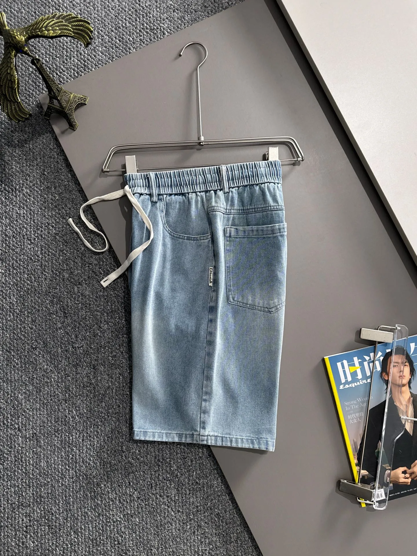 🅿️330 Dior 2025 summer new jeans denim shorts are produced using imported Japanese Denim plain cotton denim fabrics, complete with three standards, and the top stonewashing process makes the texture reach the old taste of the 1980s, soft, delicate, comfortable and breathable.