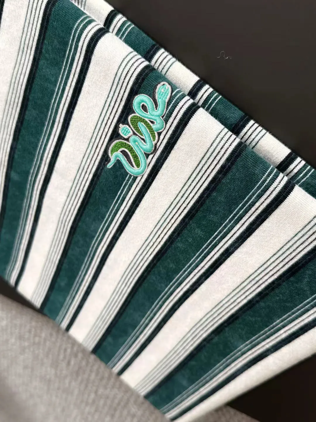 🅿️270 shipped next day DIOR Dior 2025 spring and summer new high quality launch of double yarn pure cotton striped fabric short-sleeved personalized exclusive style will not deform or shrink after being soaked in water SIZE: M-3XL