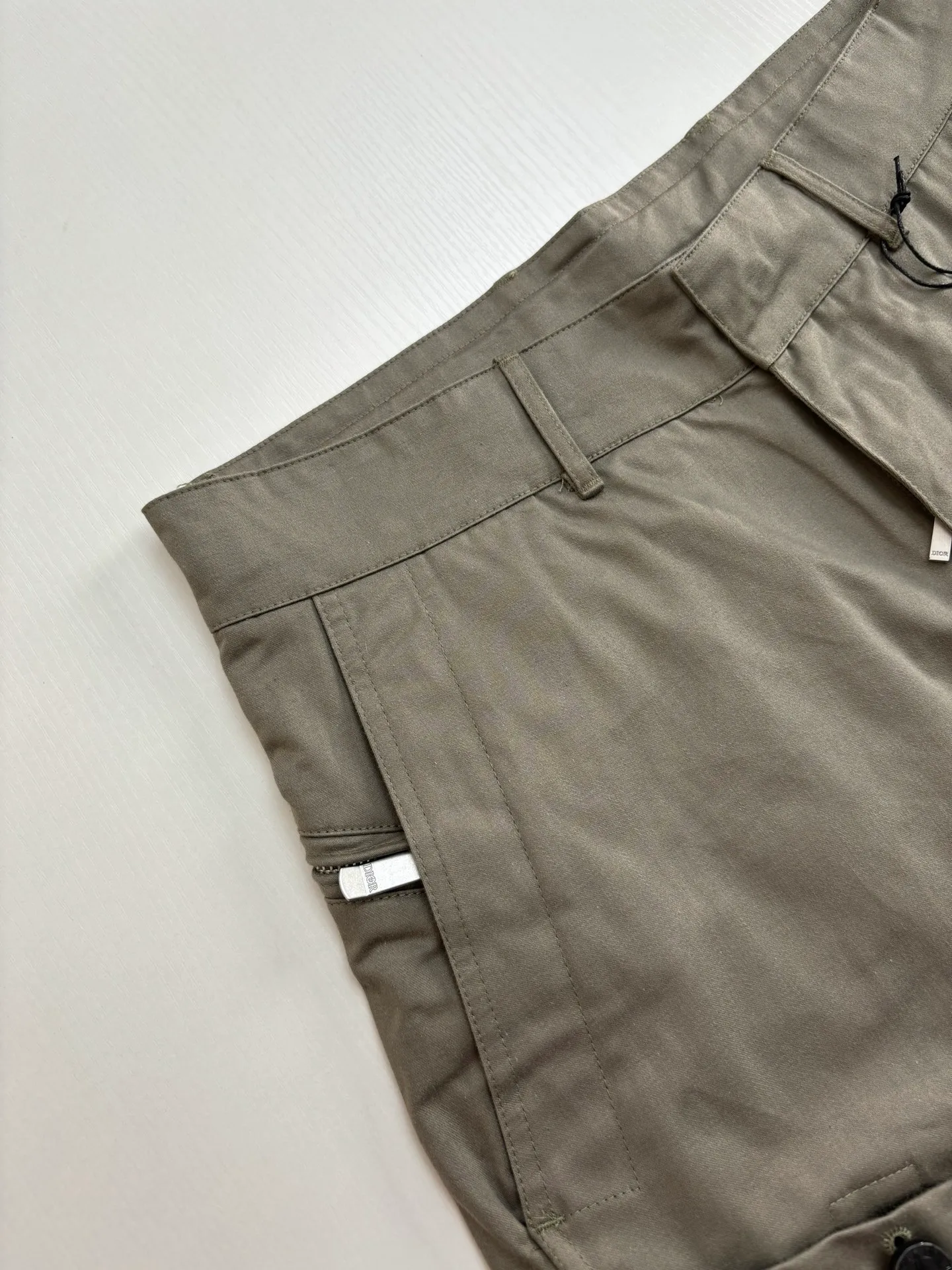 🅿️550 Dio*/Dior 25Ss Stone Island co-branded multi-functional shorts, custom-woven and dyed technical canvas fabric, Stone Island policy armband, custom-woven flat machine rib, perfect restoration, mold opening, latest co-branded hardware Sizr: S/M/L/XL