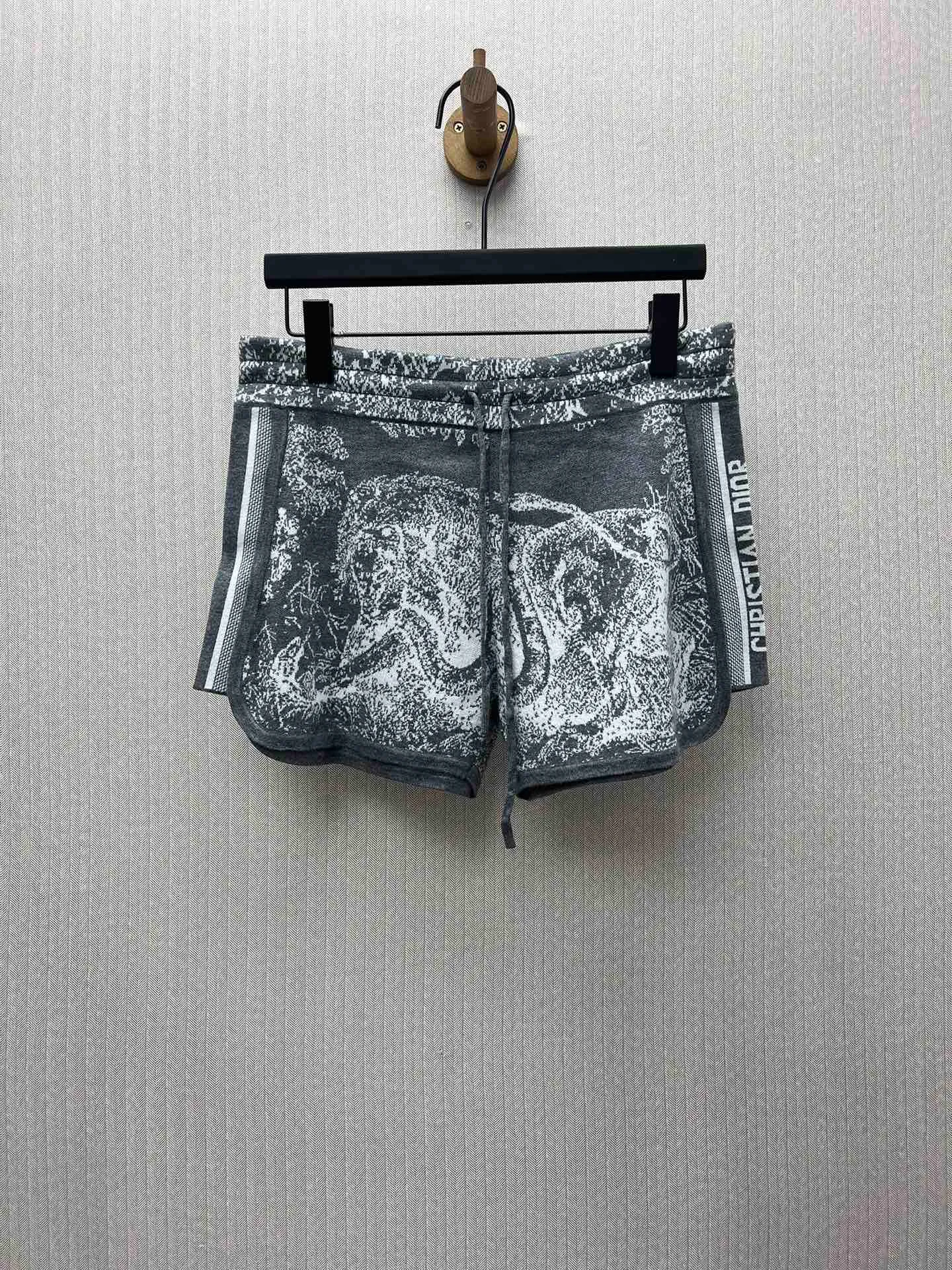 🅿️680 complete set of Dior 25ss new letter logo Rui jungle jacquard loose knitted shorts Size: S.M.L.