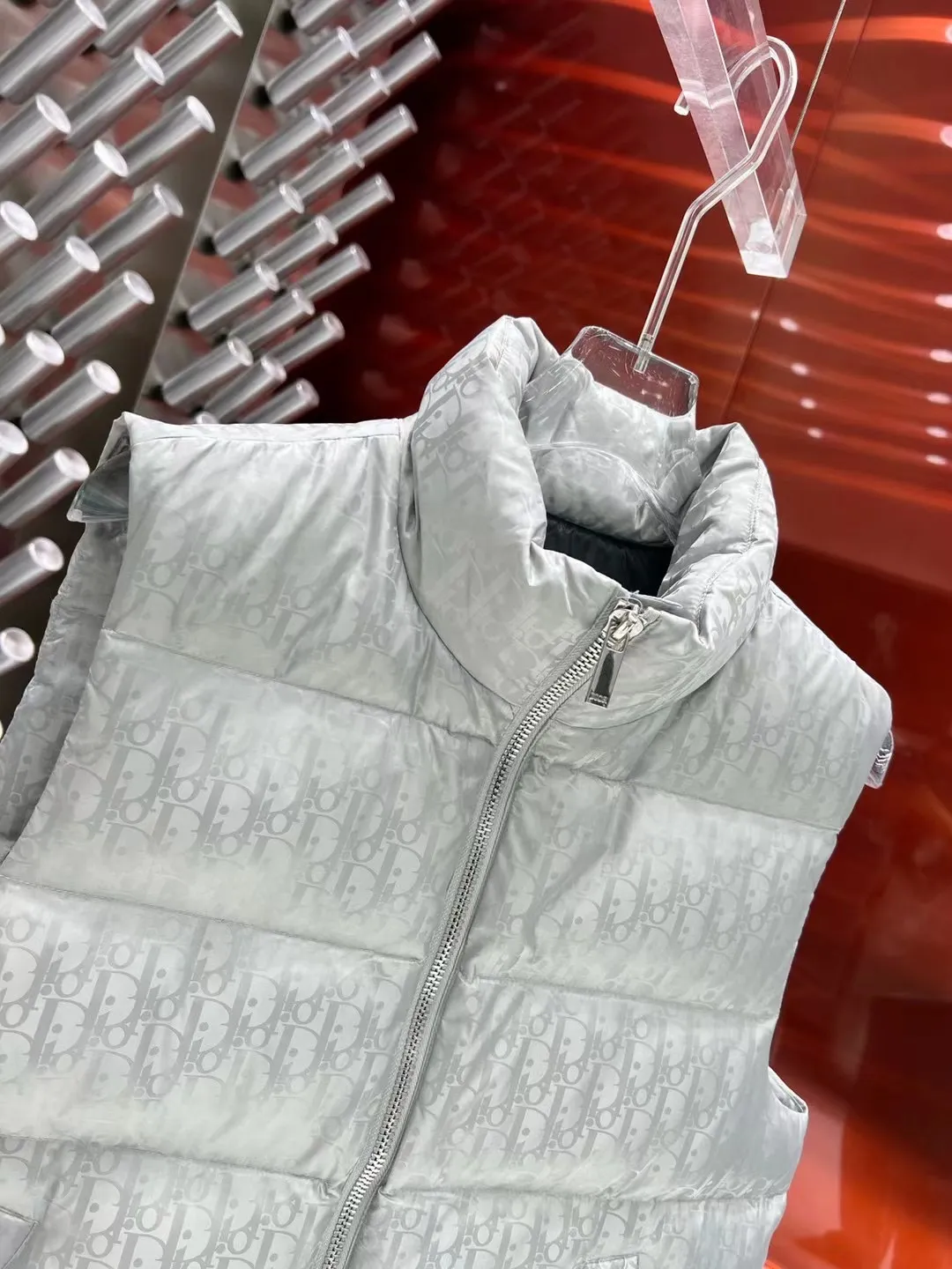 🅿️620 2025 Autumn and Winter New Style🆕Down Jacket Original 1:1 customized hardware accessories are all imported and customized. Counter comparisons are welcome. Absolutely high quality. Made of top-grade 95 white duck down. Super soft. Full and fluffy. Super heavy workmanship. The fabric is well-crafted and has a perfect pattern. Note⚠The fabric is super comfortable. Exclusive model. Non-market goods. Same sizes for men and women: M～XXXL