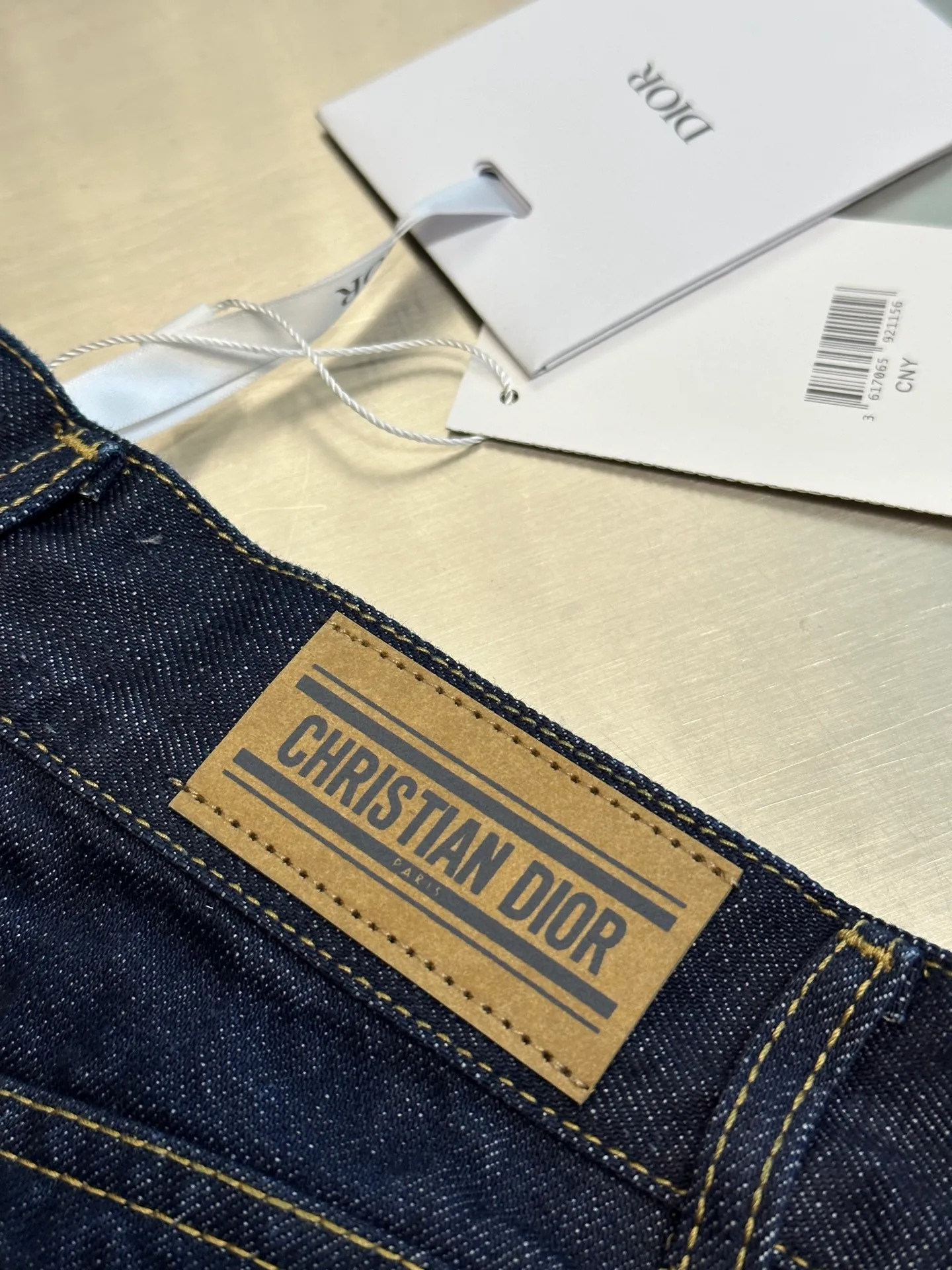 🅿️420 Dior Rolled Presbyopia Denim Shorts (Women) These shorts highlight Maria Grazia Chiuri’s interpretation of a classic staple. Crafted from blue cotton denim, it features a classic five-pocket design with Christian Dior Paris signature on the back and signature Oblique print on the interior. Concealed zipper and hook closure size: 36.38.40