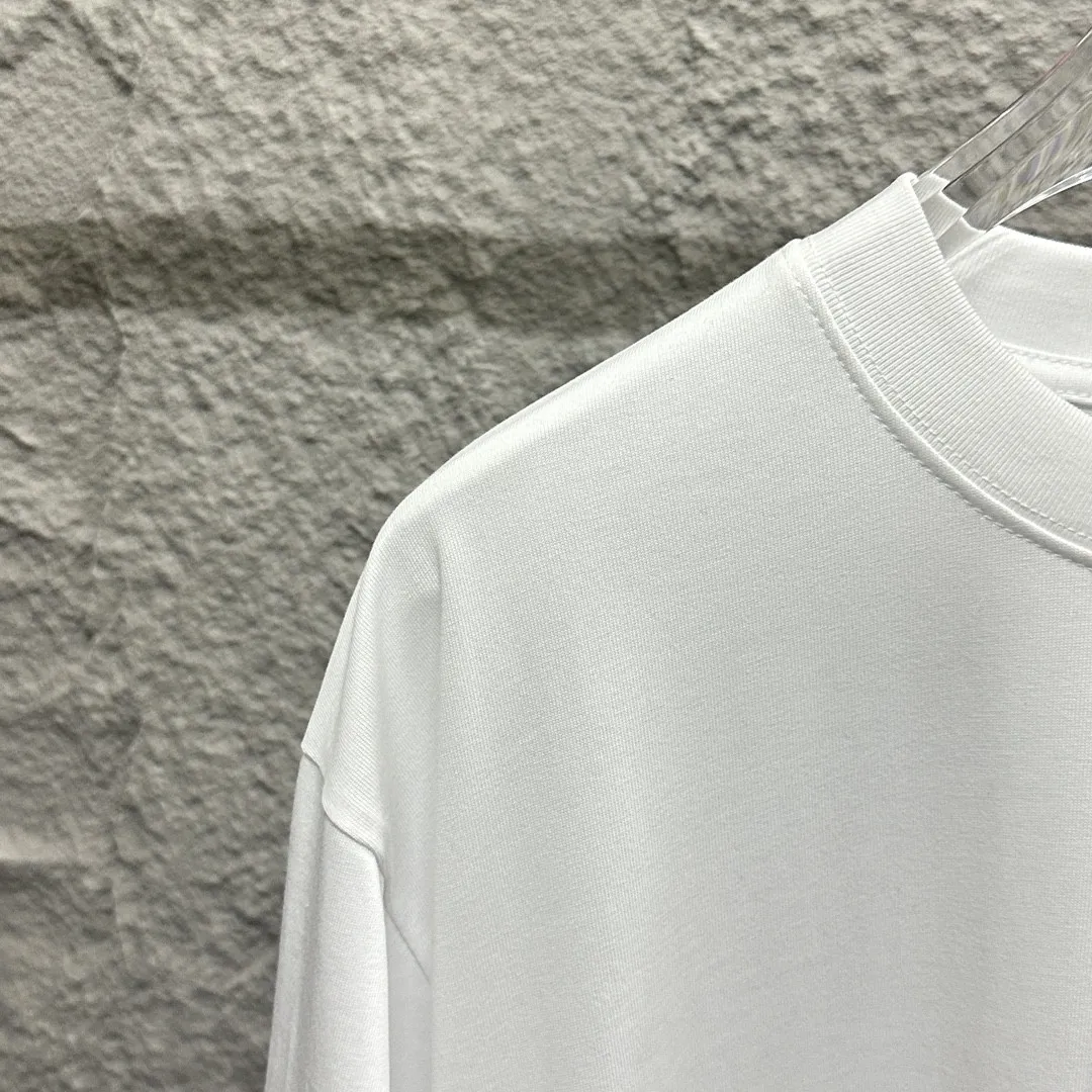 🅿️180 Dio*Dior* 2025 spring and summer style Classic CD little bee embroidery personalized logo Customized double yarn plain cotton fabric Short-sleeved T-shirt Unisex Size: S (90-130 catties) M (120-150 catties) L (140-165 catties) XL (160-180 catties) XXL (180-210 catties) Color: black white