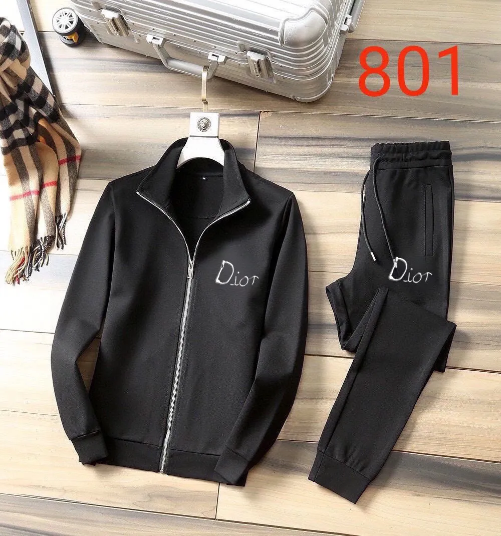 🅿️420 [DIOR Dior] (Fat Man Gospel) hot-selling suit is coming. Focus on the original version of the official website. 2025 new hot-selling cardigan sweater suit. The original order is the best product. 🇭🇰The meticulous work of top designers is dedicated to a fitting and perfect upper body effect. All-natural high-quality Roman cotton 100%, close-fitting comfort, noble and elegant! Original hardware embodies elegance and nobility! Counter size: M-5XL (maximum wear up to 220 pounds)