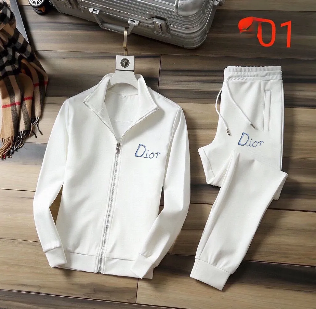 🅿️420 [DIOR Dior] (Fat Man Gospel) hot-selling suit is coming. Focus on the original version of the official website. 2025 new hot-selling cardigan sweater suit. The original order is the best product. 🇭🇰The meticulous work of top designers is dedicated to a fitting and perfect upper body effect. All-natural high-quality Roman cotton 100%, close-fitting comfort, noble and elegant! Original hardware embodies elegance and nobility! Counter size: M-5XL (maximum wear up to 220 pounds)
