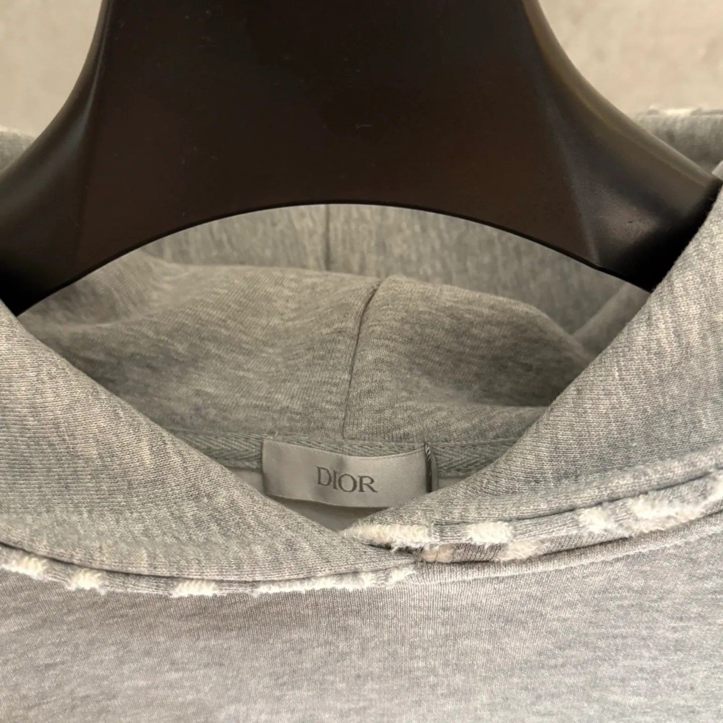🅿️390 [Strict quality control] Dio* Dior's new long-sleeved hooded sweatshirt. The fabric is made of heavy 480g double yarn fabric. The whole garment is washed. The front and rear panels are laser-burned. The ready-to-wear wash is loose. The fabric is stiff and stylish. It does not deform or shrink. Color: black, white, floral gray. Size: M-2xl