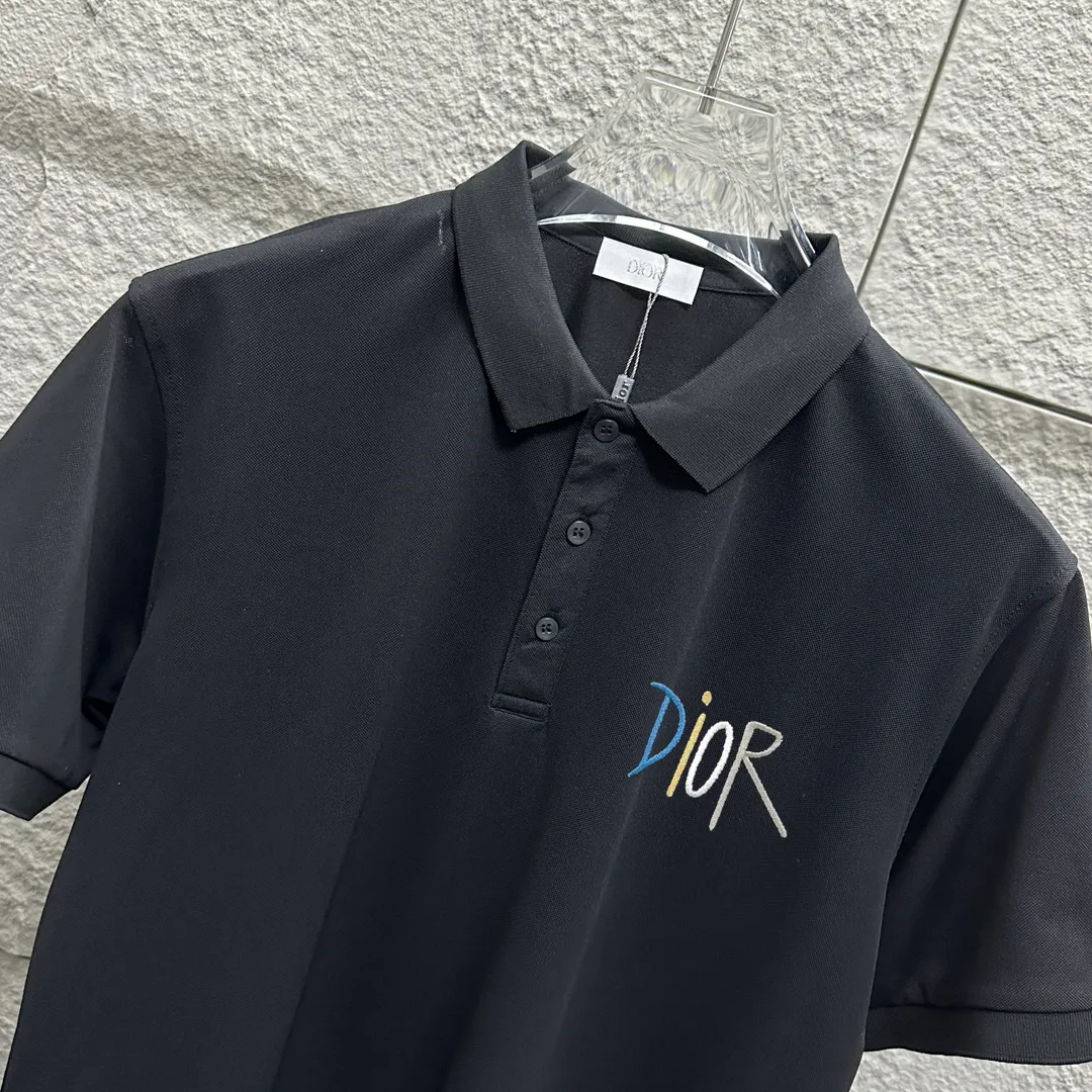 🅿️180 Dio*Dior* short-sleeved POLO 2025 spring and summer new style Simple letter embroidered pique fabric Short-sleeved polo stand-up collar Unisex Size: M L XL 2XL 3XL Color: Black White