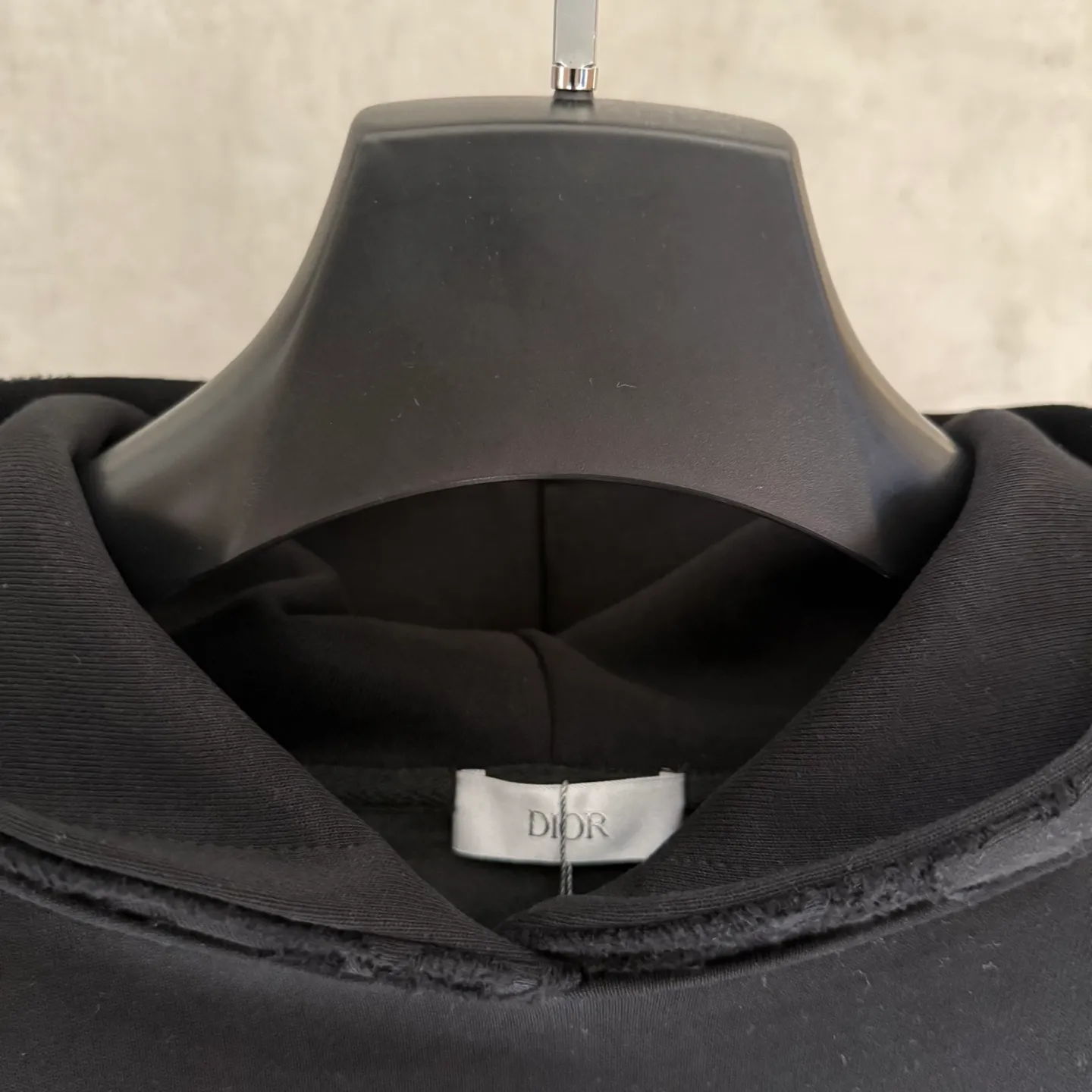 🅿️390 [Strict quality control] Dio* Dior's new long-sleeved hooded sweatshirt. The fabric is made of heavy 480g double yarn fabric. The whole garment is washed. The front and rear panels are laser-burned. The ready-to-wear wash is loose. The fabric is stiff and stylish. It does not deform or shrink. Color: black, white, floral gray. Size: M-2xl