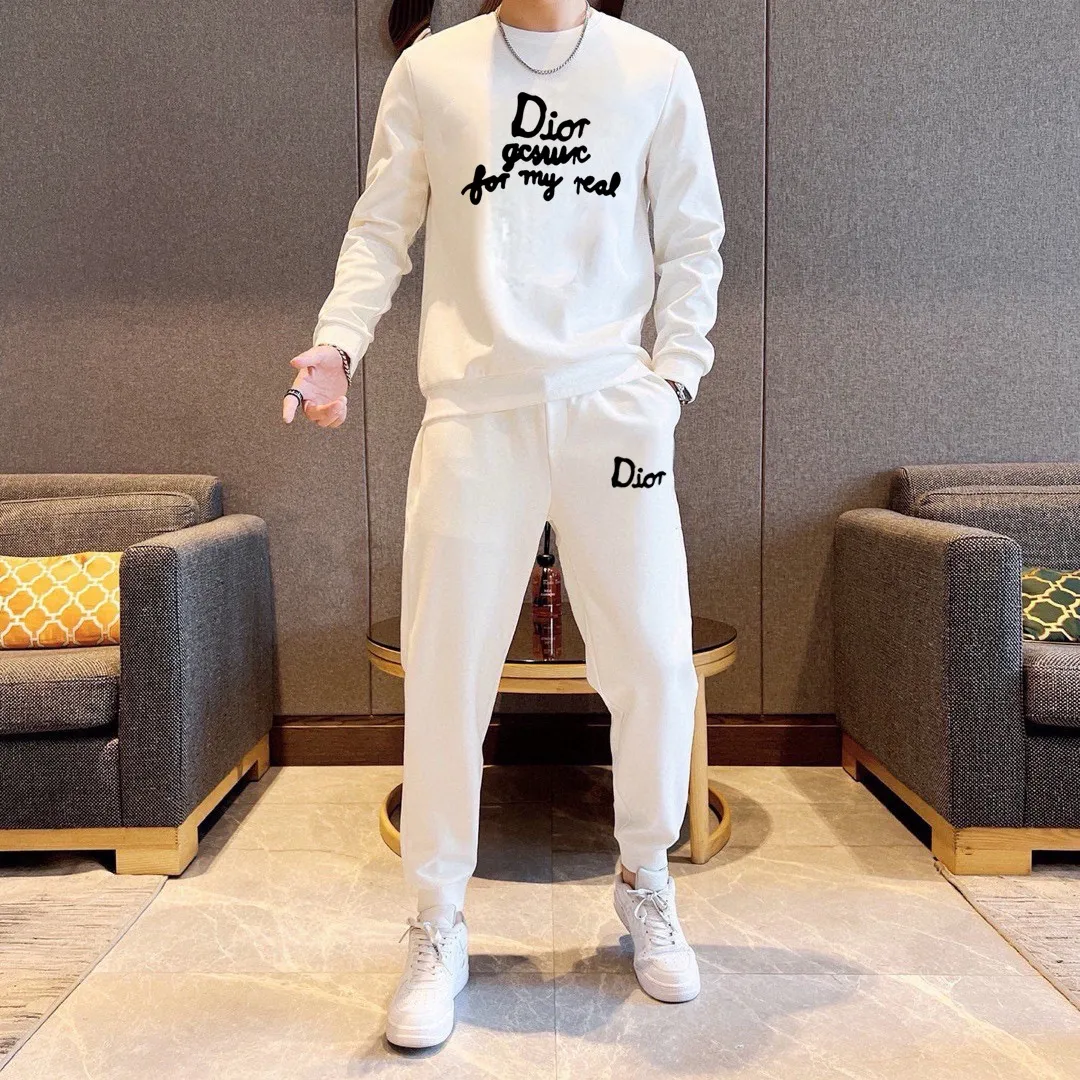 🅿️380 [DIOR Dior] (Fat Man’s Gospel) hot-selling suit is coming. Focus on the original version of the official website. 2025 new hot-selling sweatshirt suit. The original order is the best product. 🇭🇰The meticulous work of top designers is dedicated to a fitting and perfect upper body effect. All-natural high-quality Roman cotton 100%, close-fitting comfort, noble and elegant! Original hardware embodies elegance and nobility! Counter size: M-5XL (maximum wear up to 220 pounds)