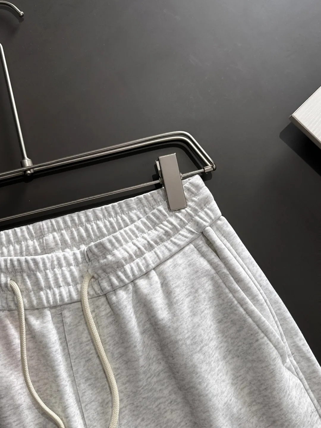 🅿️330 Next day shipping High-end goods Dior 2025 spring and summer new elastic band casual shorts, custom-made fabrics at the counter. High breathability and comfort, impeccable details, brand element design concept, reflecting high quality. It feels delicate and soft! It presents a casual cut and the upper body shape is great! Size: M-4XL