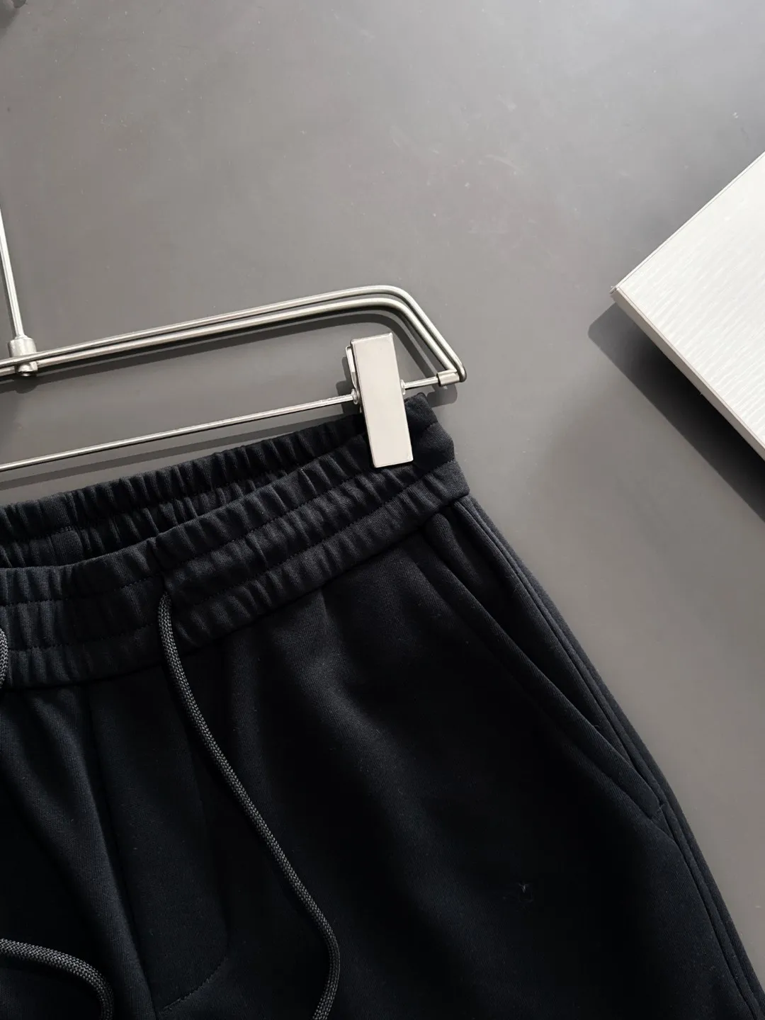 🅿️330 Next day shipping High-end goods Dior 2025 spring and summer new elastic band casual shorts, custom-made fabrics at the counter. High breathability and comfort, impeccable details, brand element design concept, reflecting high quality. It feels delicate and soft! It presents a casual cut and the upper body shape is great! Size: M-4XL