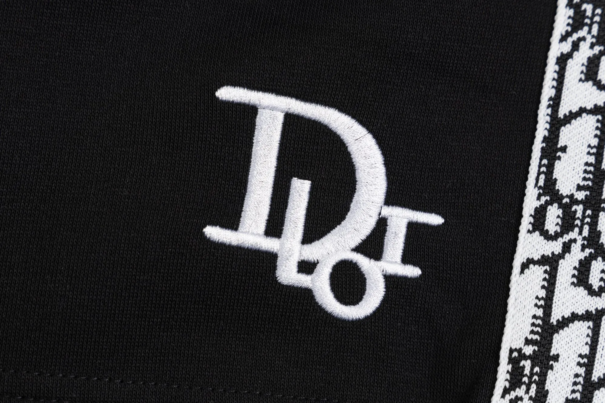 🅿️190 model number SL48 DIOR small logo embroidered side logo webbing shorts, same style for couples, no pilling, no fading, comfortable and breathable, high weight 320g composite fabric, counter synchronization, full package It is different from the fake version on the market. A pair of small shorts is rich in details, but it can also show the development strength. Sizes S-XL