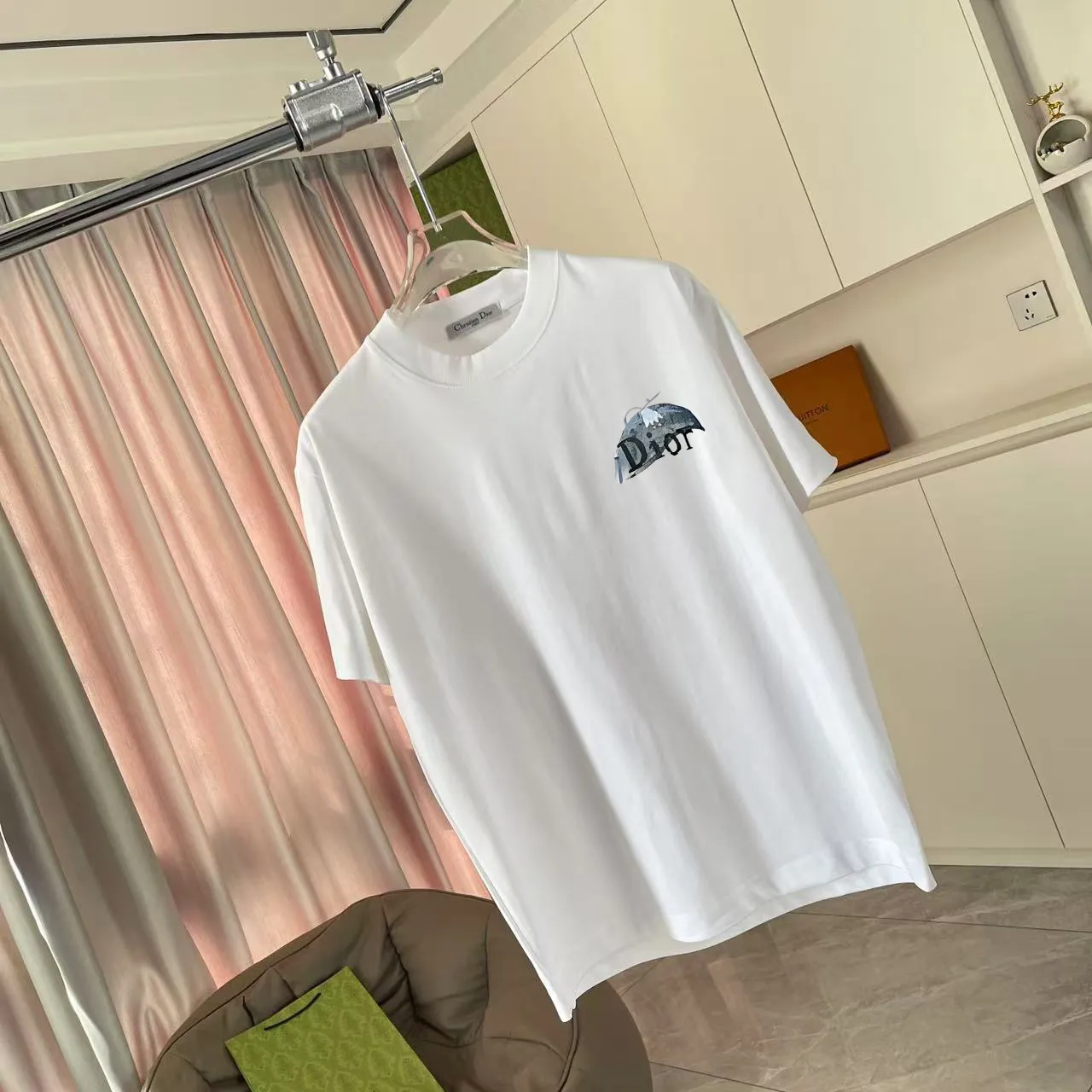 🅿️170 Dio Dior 2025 summer new style personalized letter logo printing short-sleeved T-shirt customized fabric 300g same style for men and women Color: black white lake green purple Size: S M L XL XXL five sizes