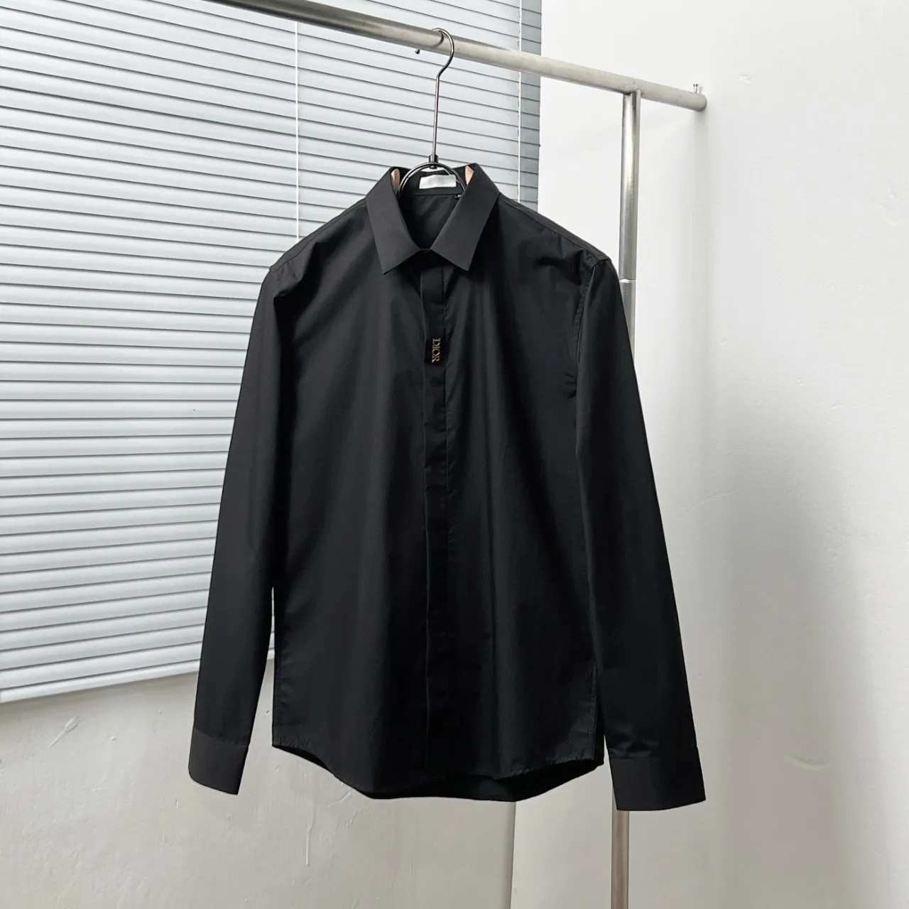 🅿️326 DIO*/Dior Placket Classic CD Metallic Shirt Size: M-4XL Color: Black White
