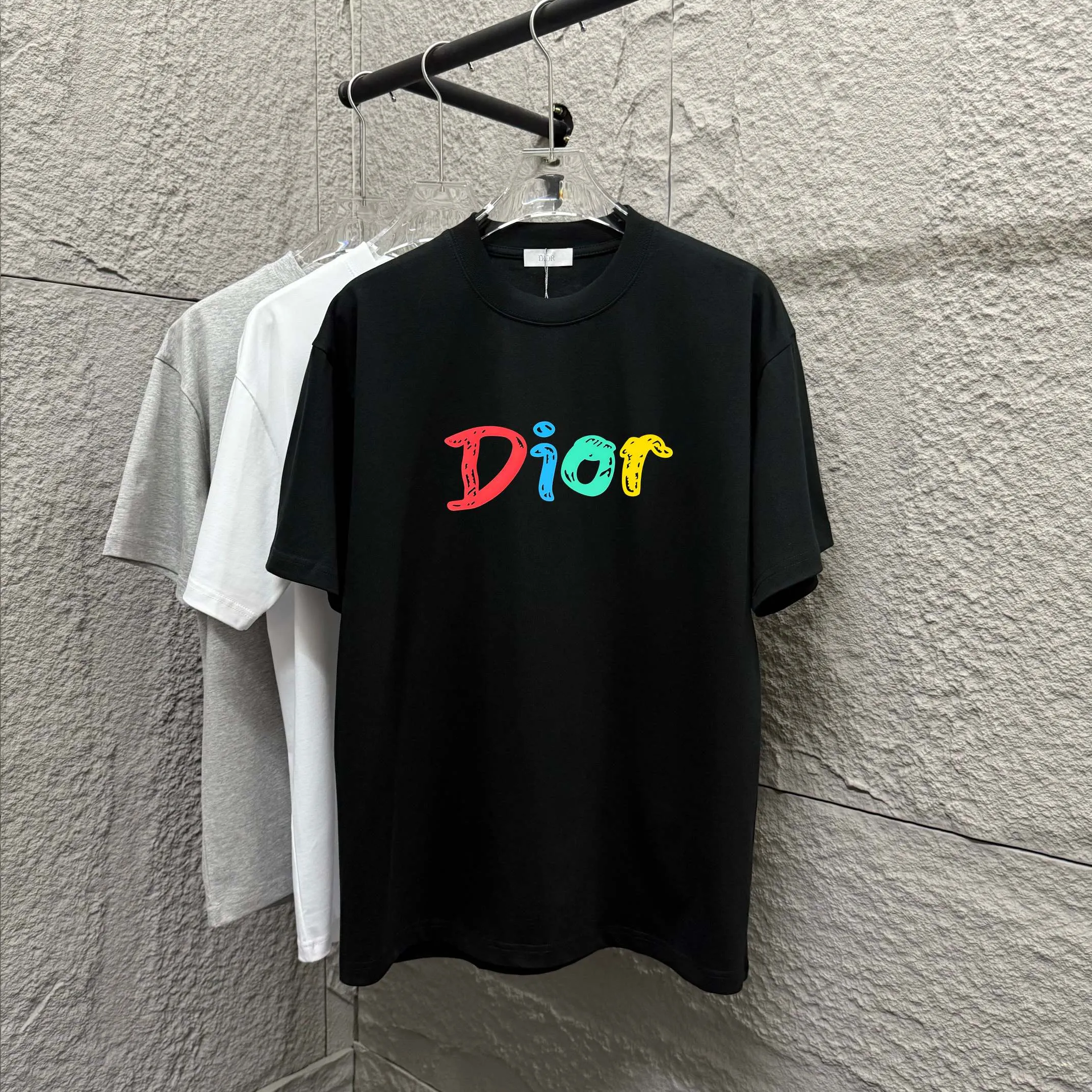 🅿️180 Dio* Dior 2025 spring and summer new style Classic colorful letters thick plate three-dimensional silicone technology Simple and elegant Customized double yarn plain cotton fabric Short-sleeved T-shirt Unisex Color: Black White Size: S (90-130 catties) M (120-150 catties) L (140-165 catties) XL (160-180 catties) XXL (180-210 pounds)