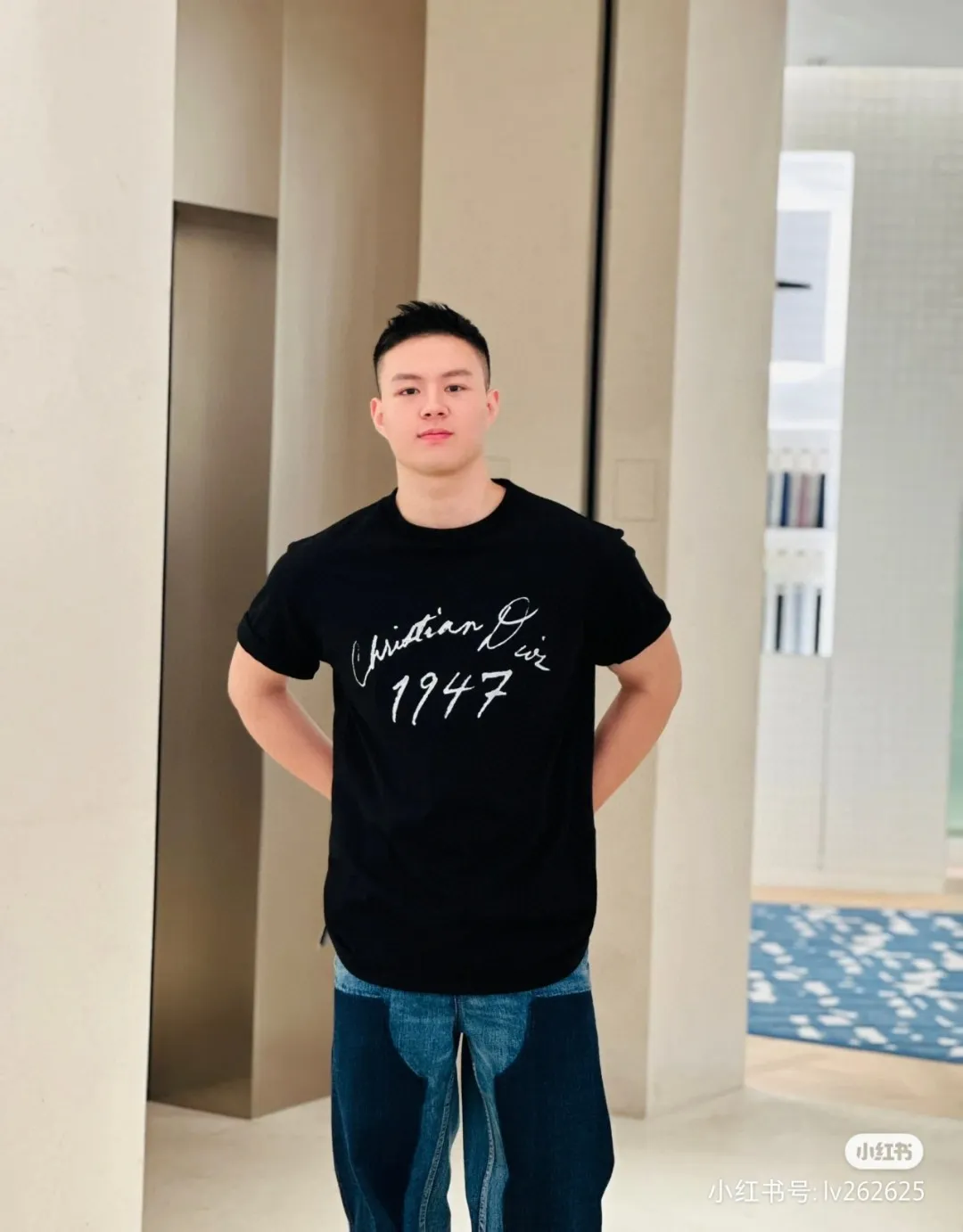🅿️170 [DIOR Dior] 2025FW short-sleeved T-shirt LOGO printing High-end 26s double yarn 300g fabric Heavy fabric Customized frame ribbing in the same cylinder and dyeing Complete three standards Same style for men and women Color: Black White Size: S M L XL 2XL