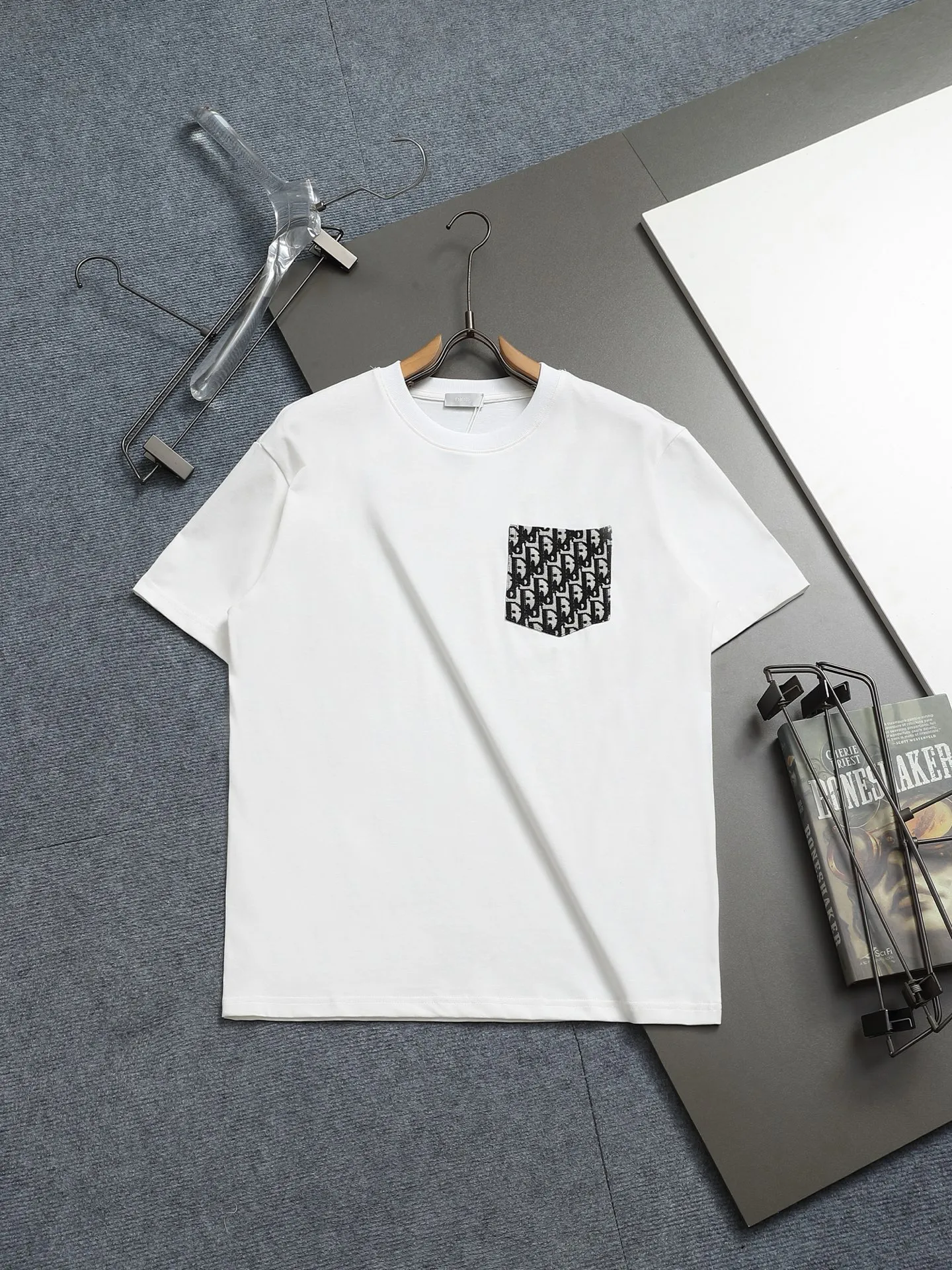 🅿️170 Dior Dijia 2024 new style, customized 270g double yarn pure cotton fabric, patch pocket letter logo, same style for men and women, short-sleeved T-shirt, color: black/white, size: XS-L